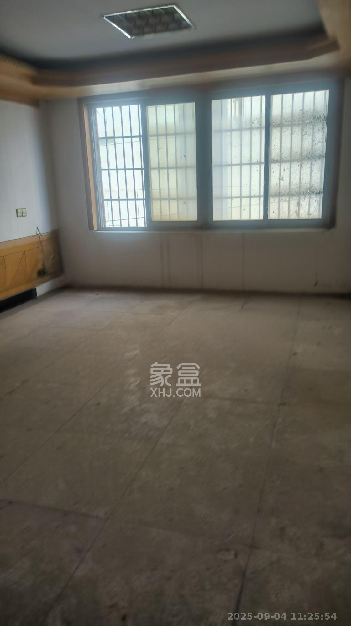 华盛花园   946.37㎡      27000.0元/月室内图