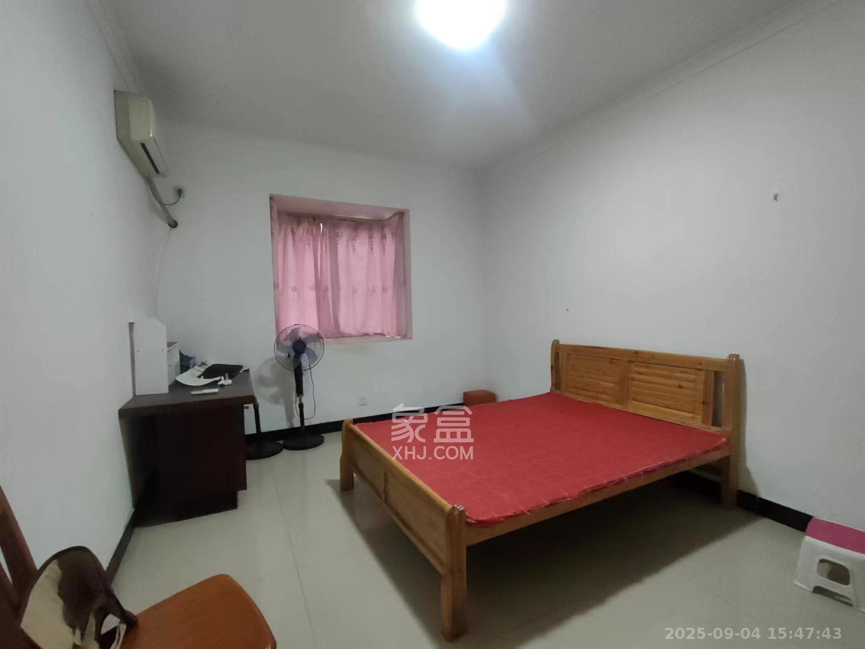 湘绣城  3室2厅1卫    1500.0元/月室内图