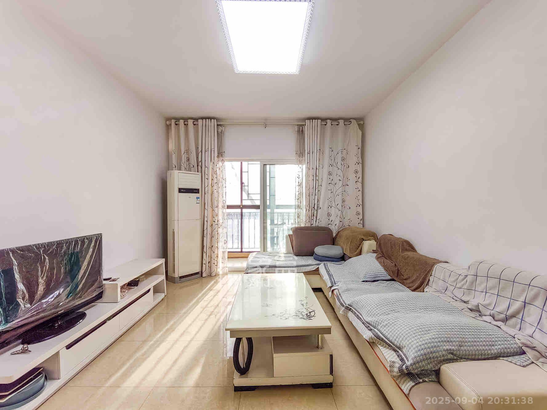 山水湾 2室1厅1卫 1400.0元/月 山水湾 2室1厅1卫 1400.0元/月室内图