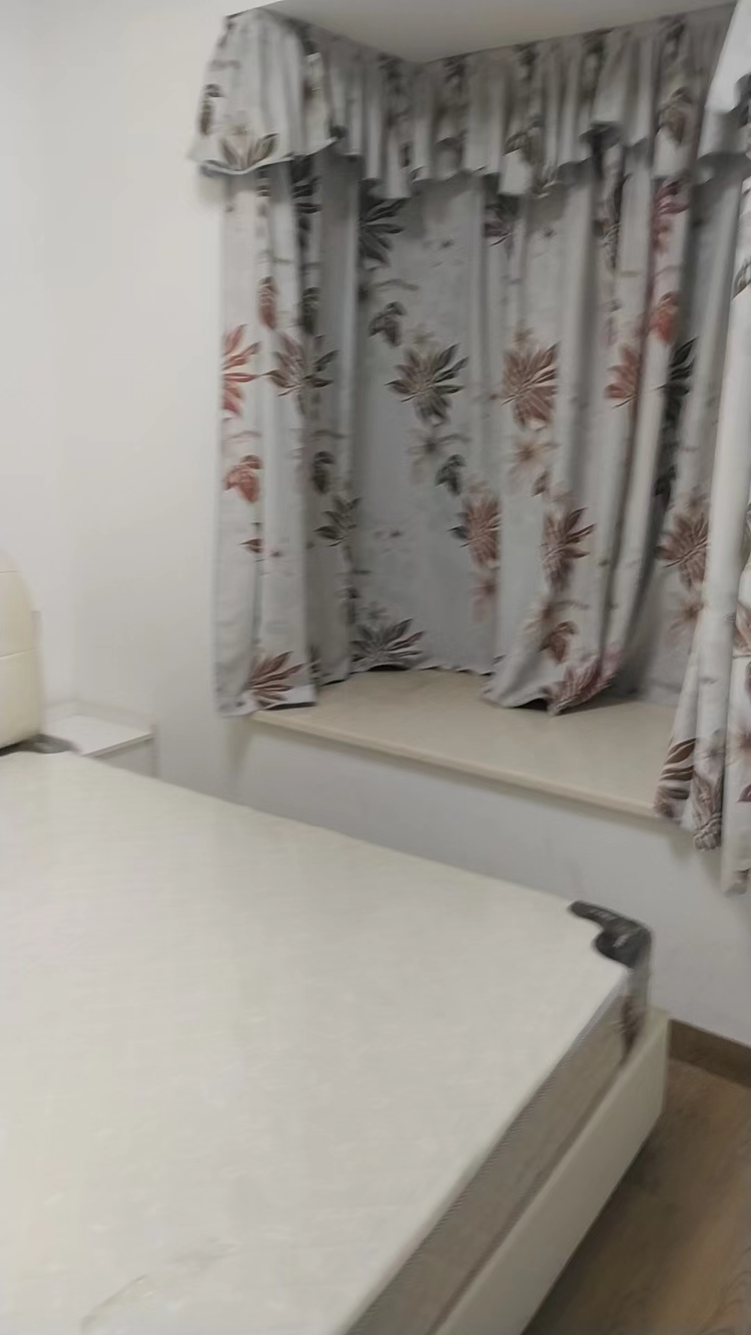 亚太.银泉花园  2室2厅1卫    2000.0元/月 亚太.银泉花园  2室2厅1卫    2000.0元/月室内图