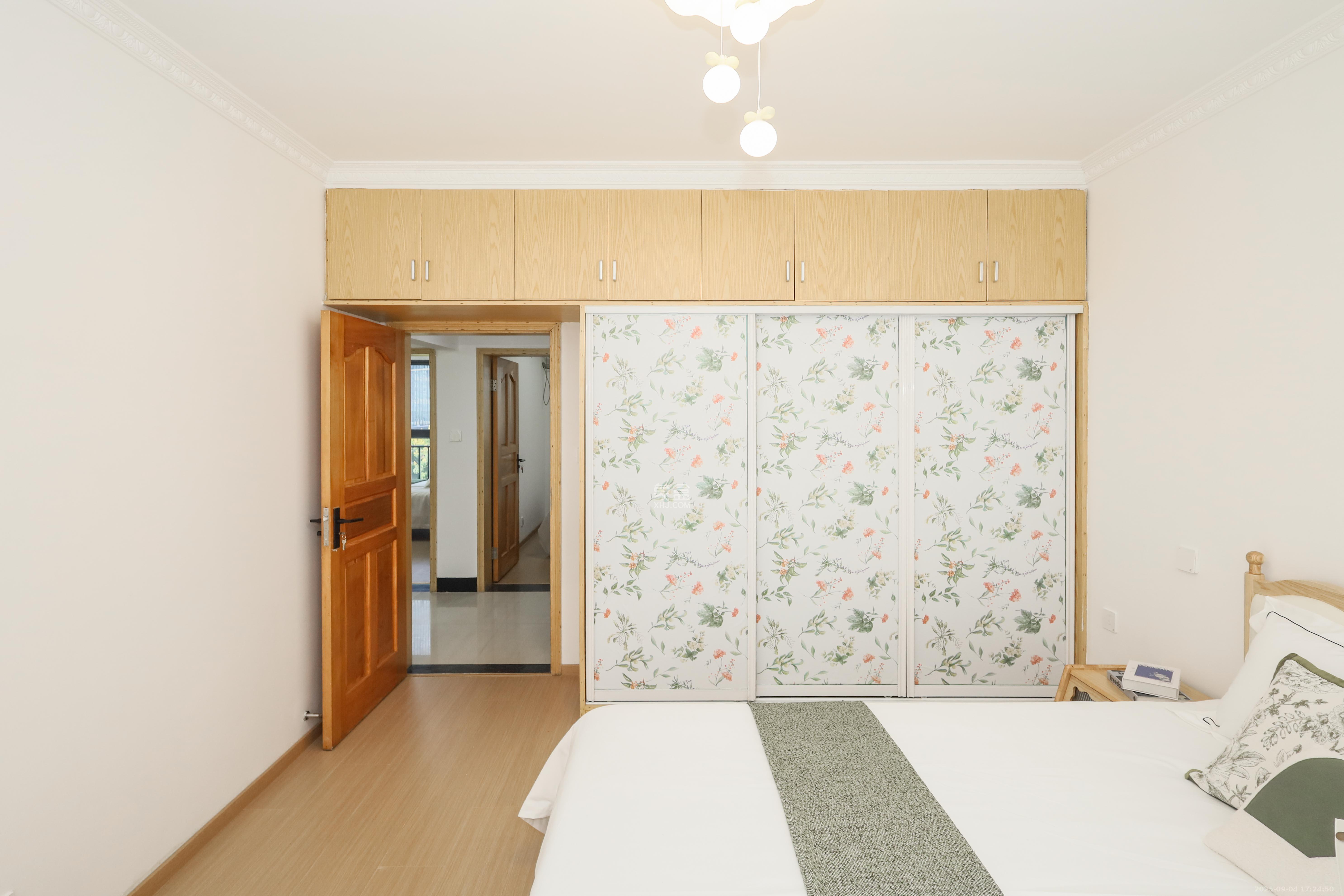 保利麓谷林语A区  3室2厅1卫    78.0万卧室