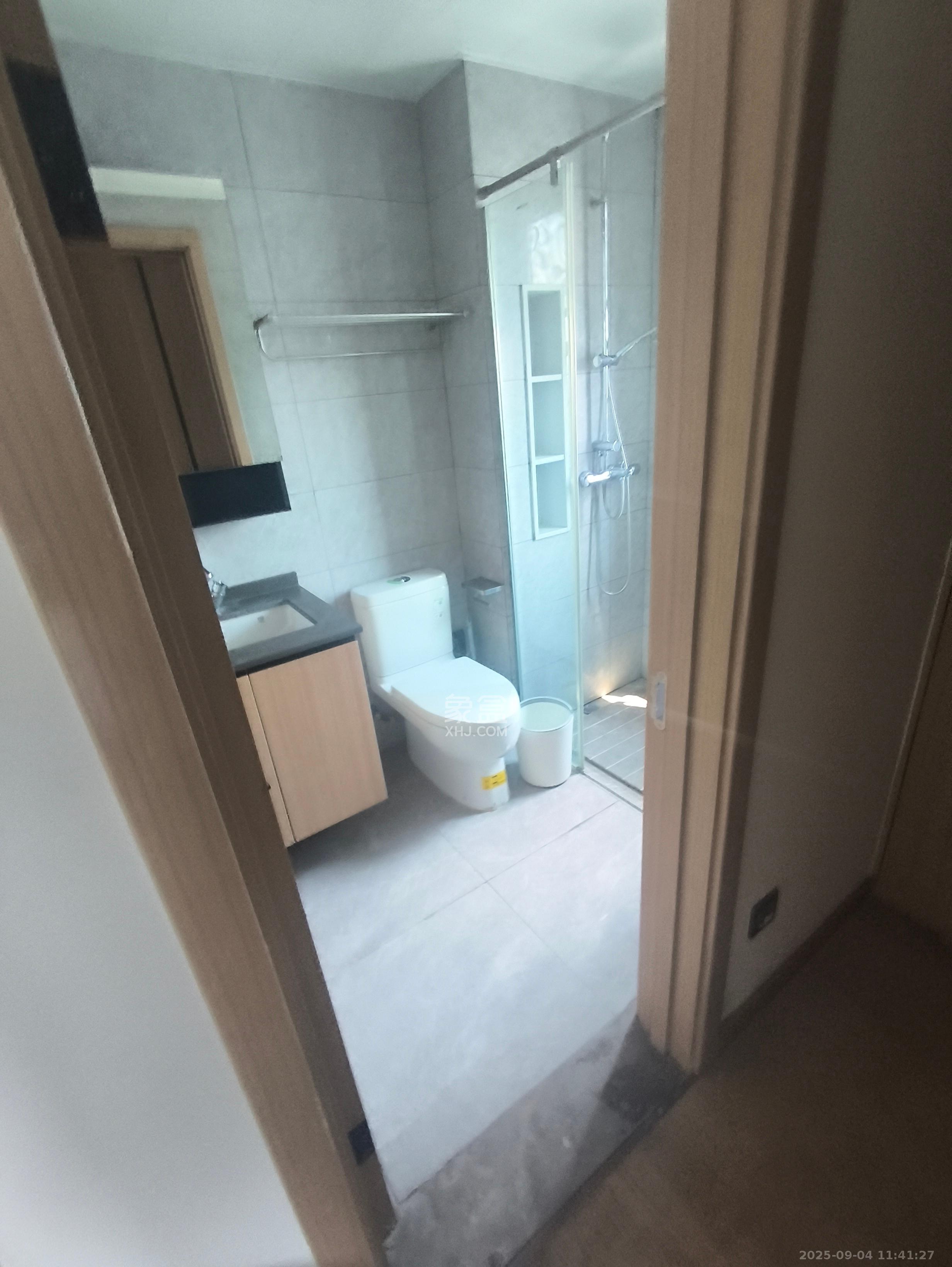 爱家当代境 4室2厅2卫 3500.0元/月 爱家当代境 4室2厅2卫 3500.0元/月室内图