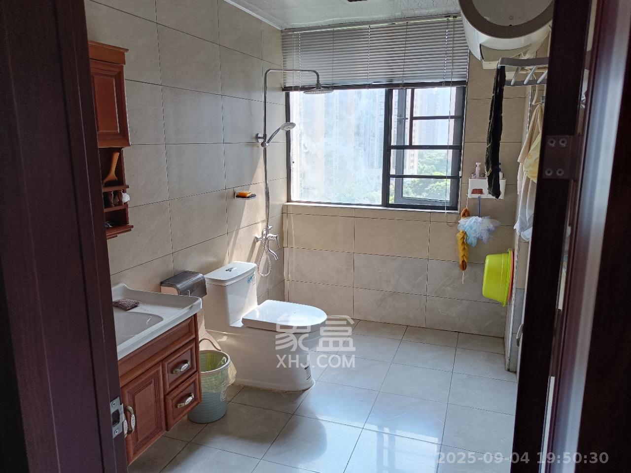 茂华国际湘  6室2厅1卫    5500.0元/月室内图