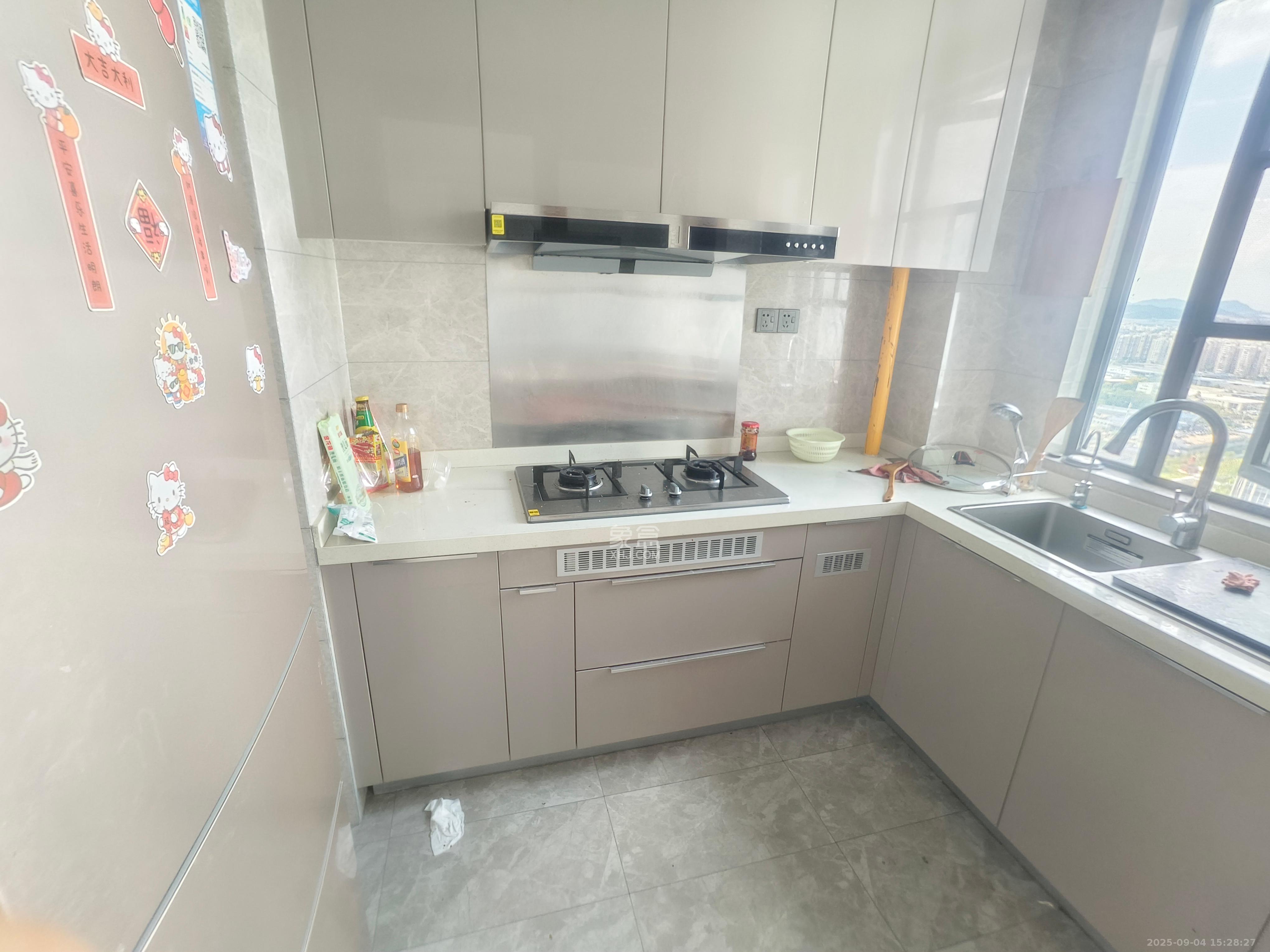 梅溪悦章 4室2厅2卫 4200.0元/月 梅溪悦章 4室2厅2卫 4200.0元/月室内图