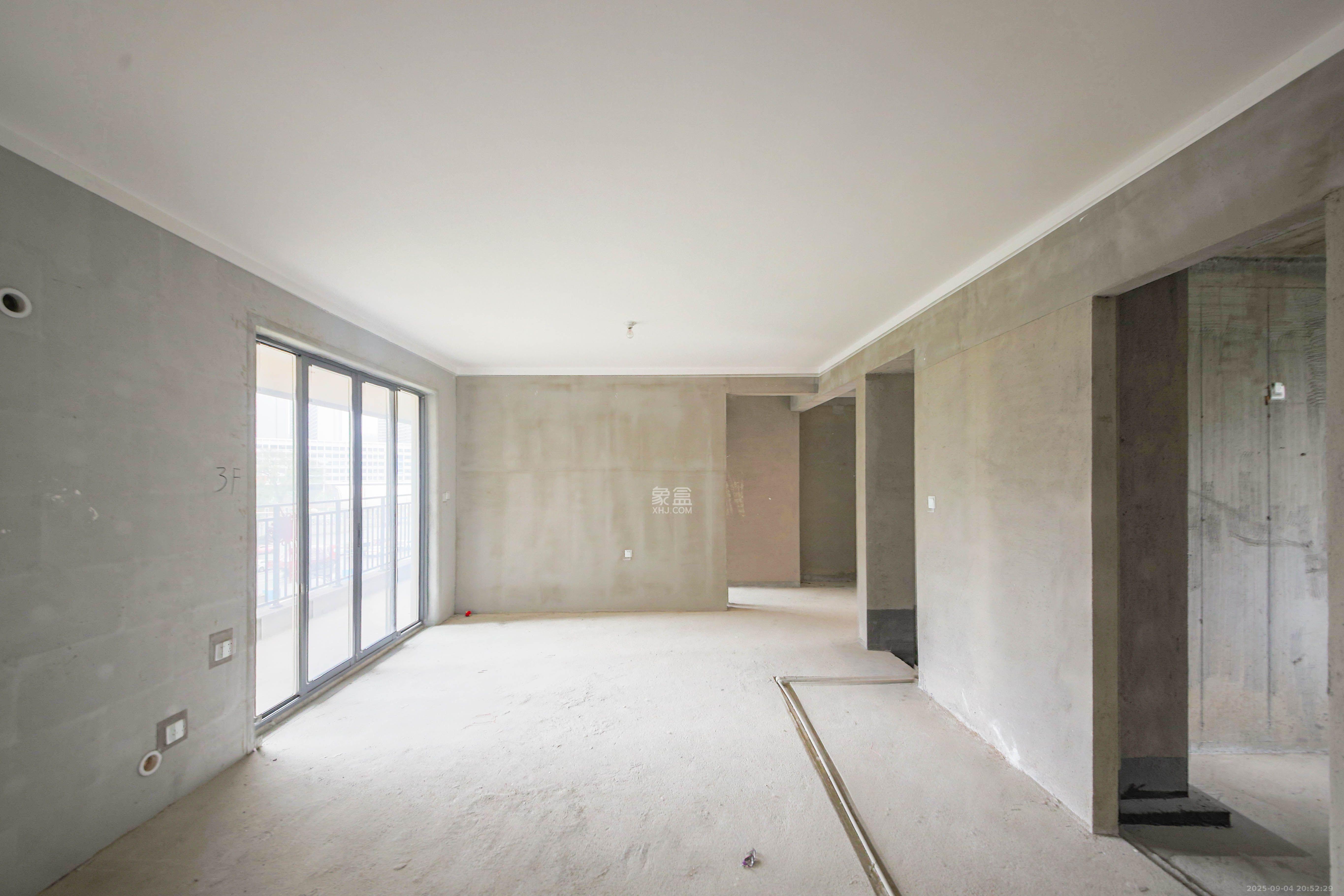 中建钰和城  3室2厅2卫   2000.00元/月室内图