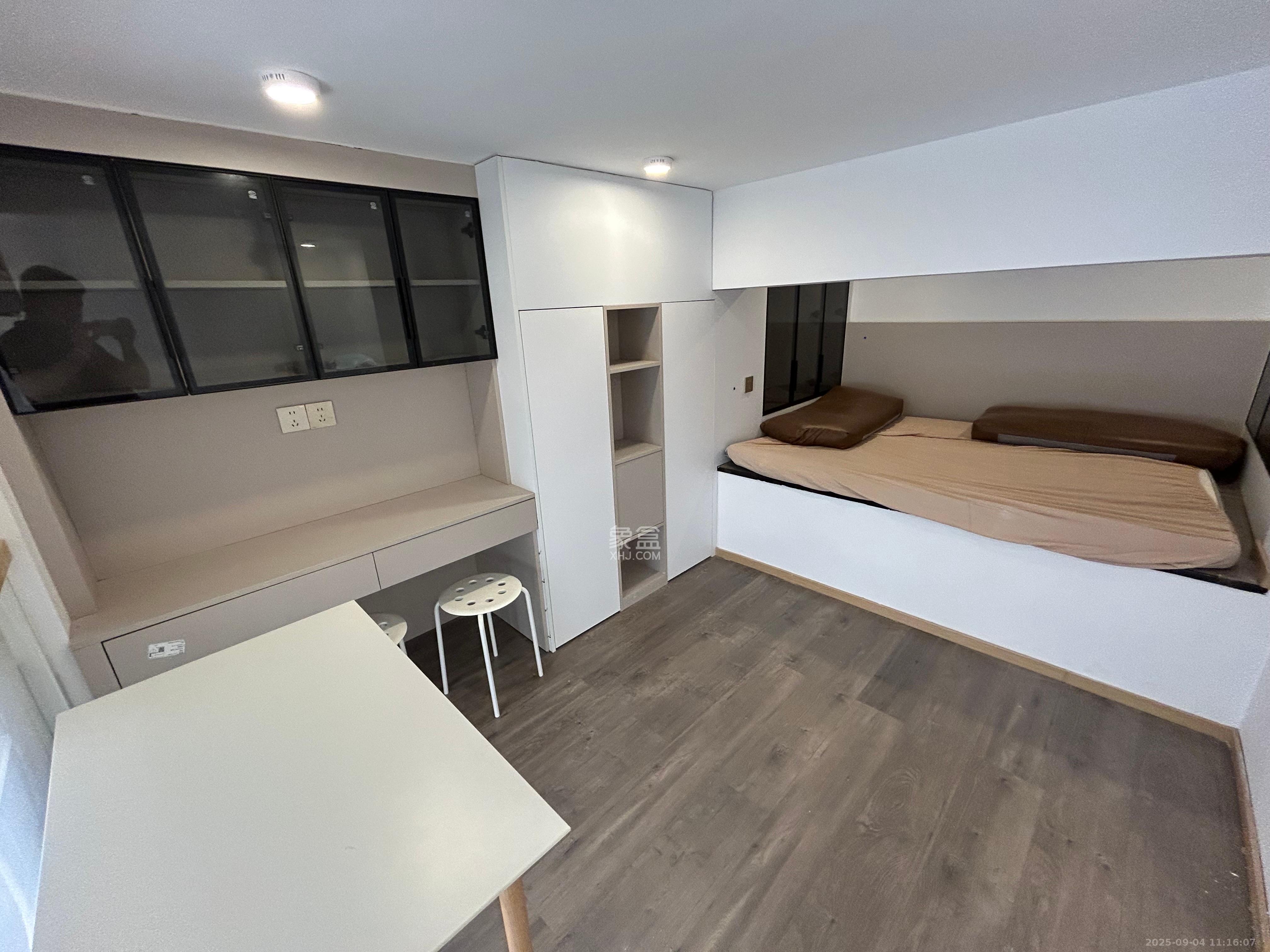 正荣梅溪紫阙台  2室1厅1卫    2400.0元/月室内图