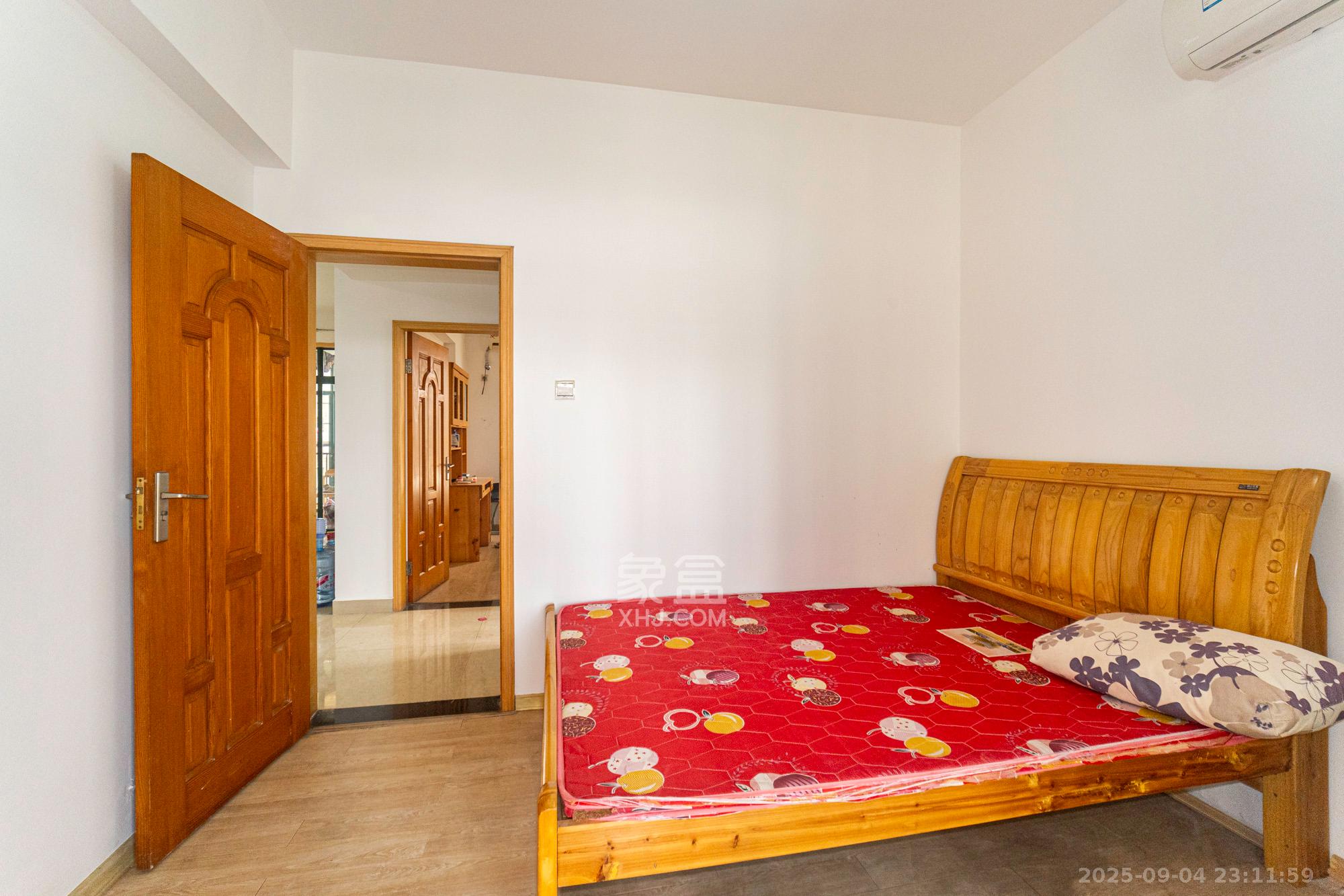 松雅湖畔 2室2厅1卫 53.0万 松雅湖畔 2室2厅1卫 53.0万卧室