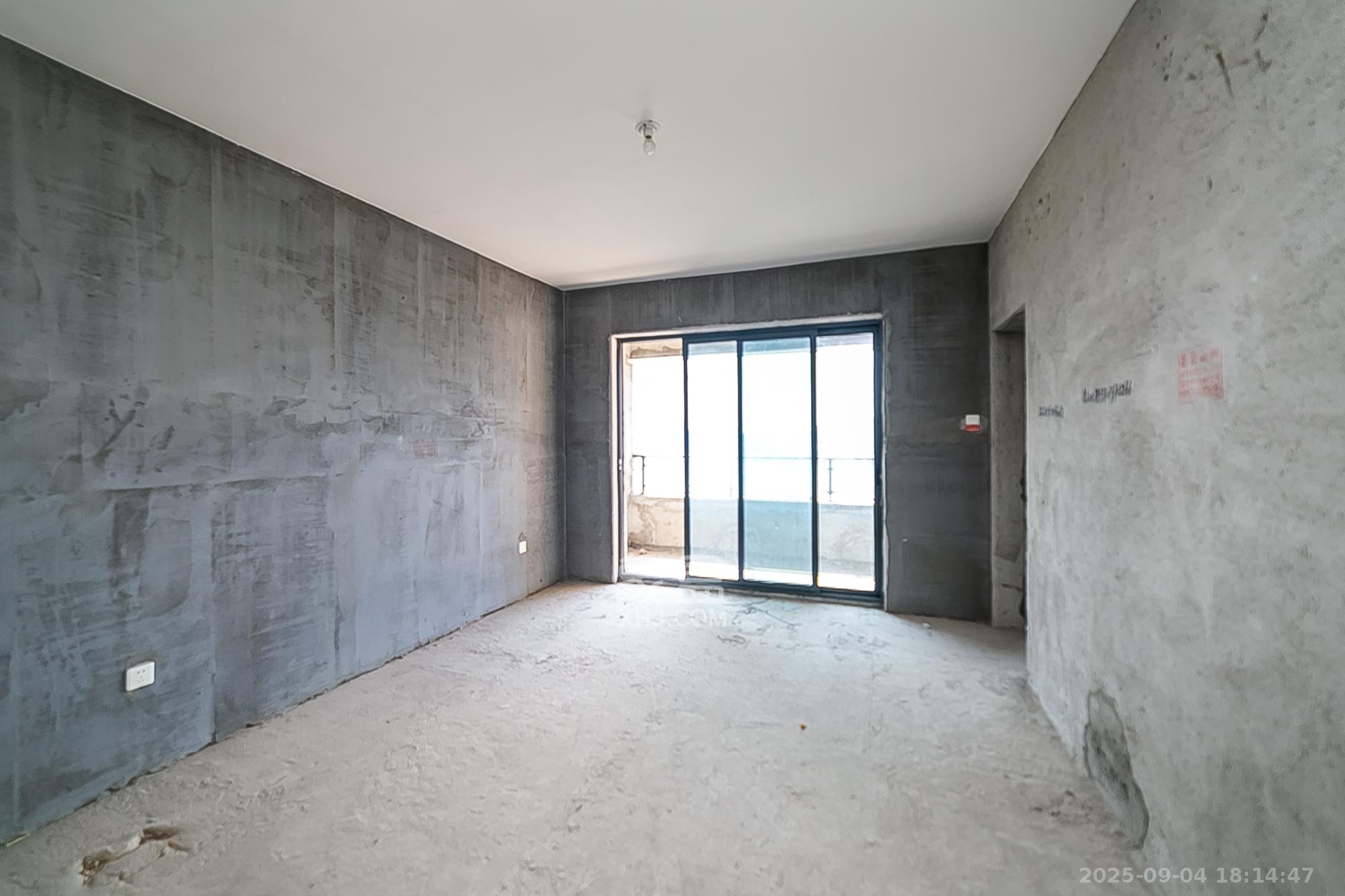 天鸿天府(天鸿中央大院)  3室2厅2卫    104.9万 天鸿天府(天鸿中央大院)  3室2厅2卫    104.9万客厅