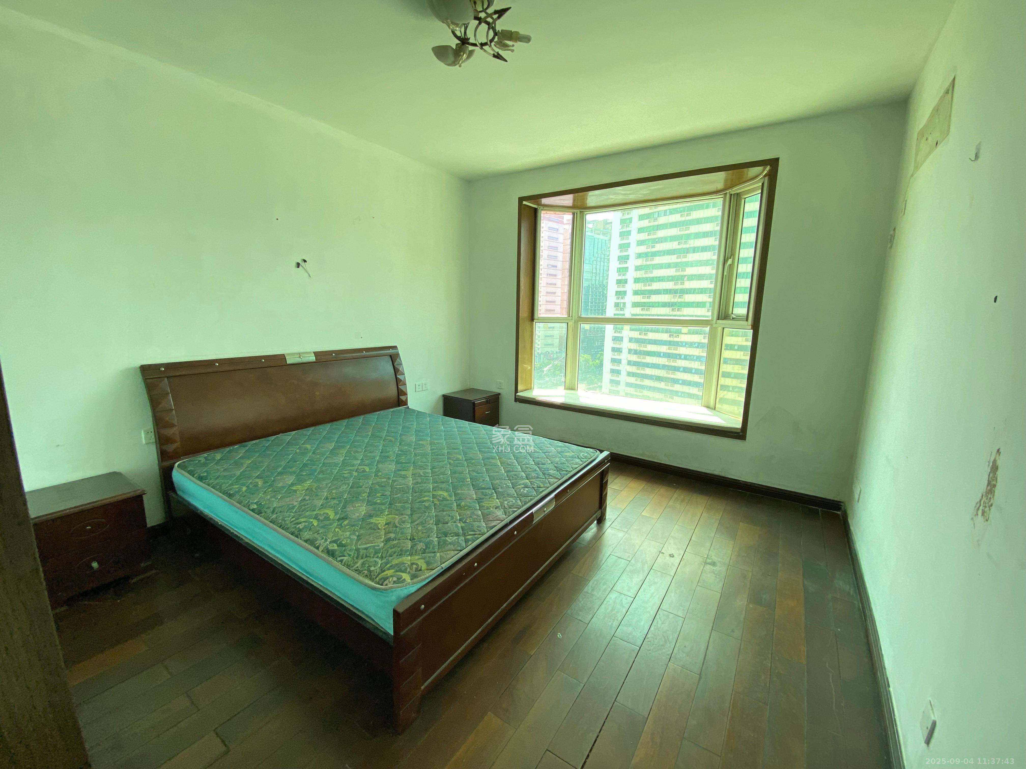 维一星城 3室2厅1卫 3500.0元/月 维一星城 3室2厅1卫 3500.0元/月室内图