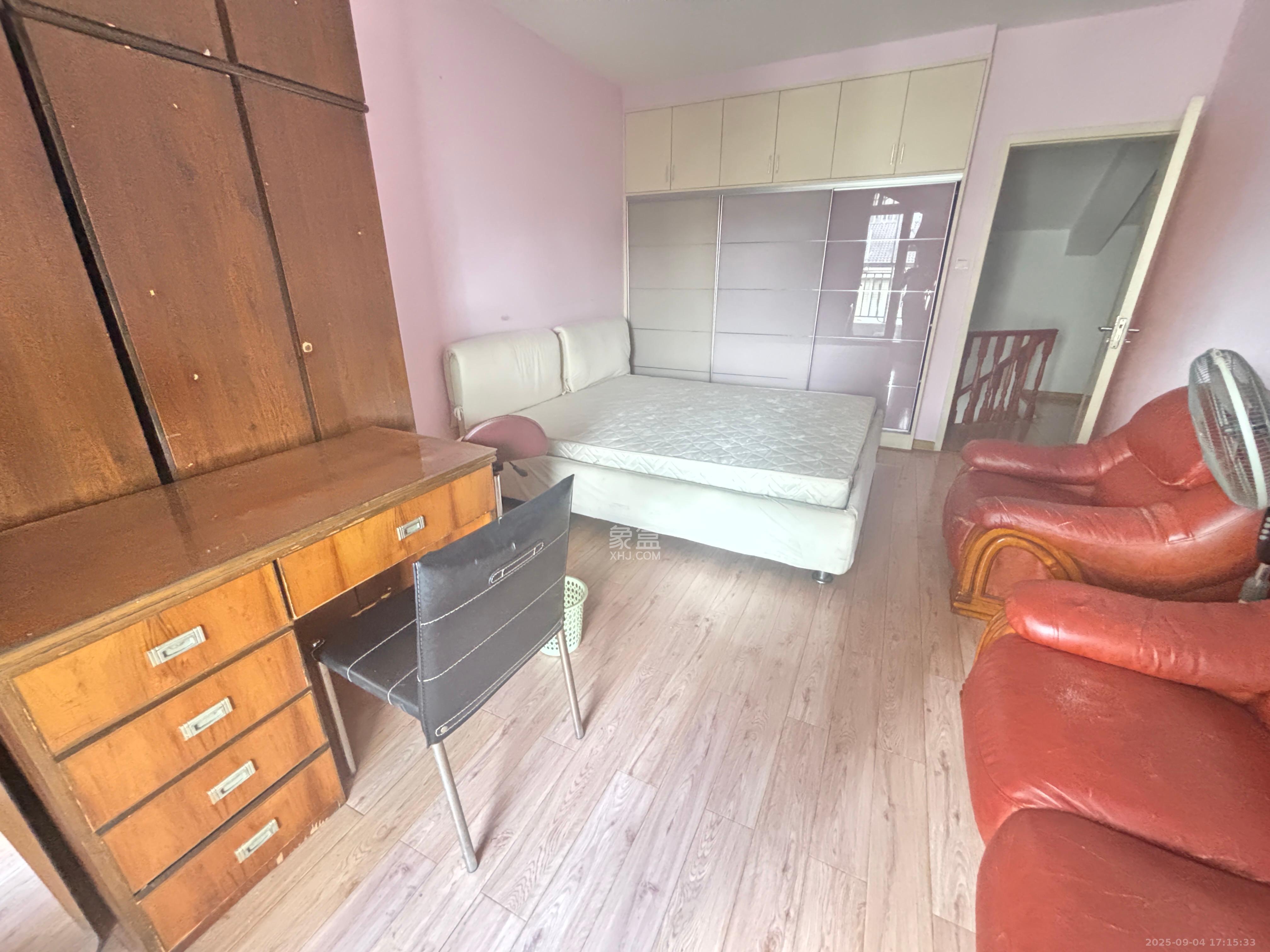 德馨园  2室2厅1卫    1200.0元/月 德馨园  2室2厅1卫    1200.0元/月室内图