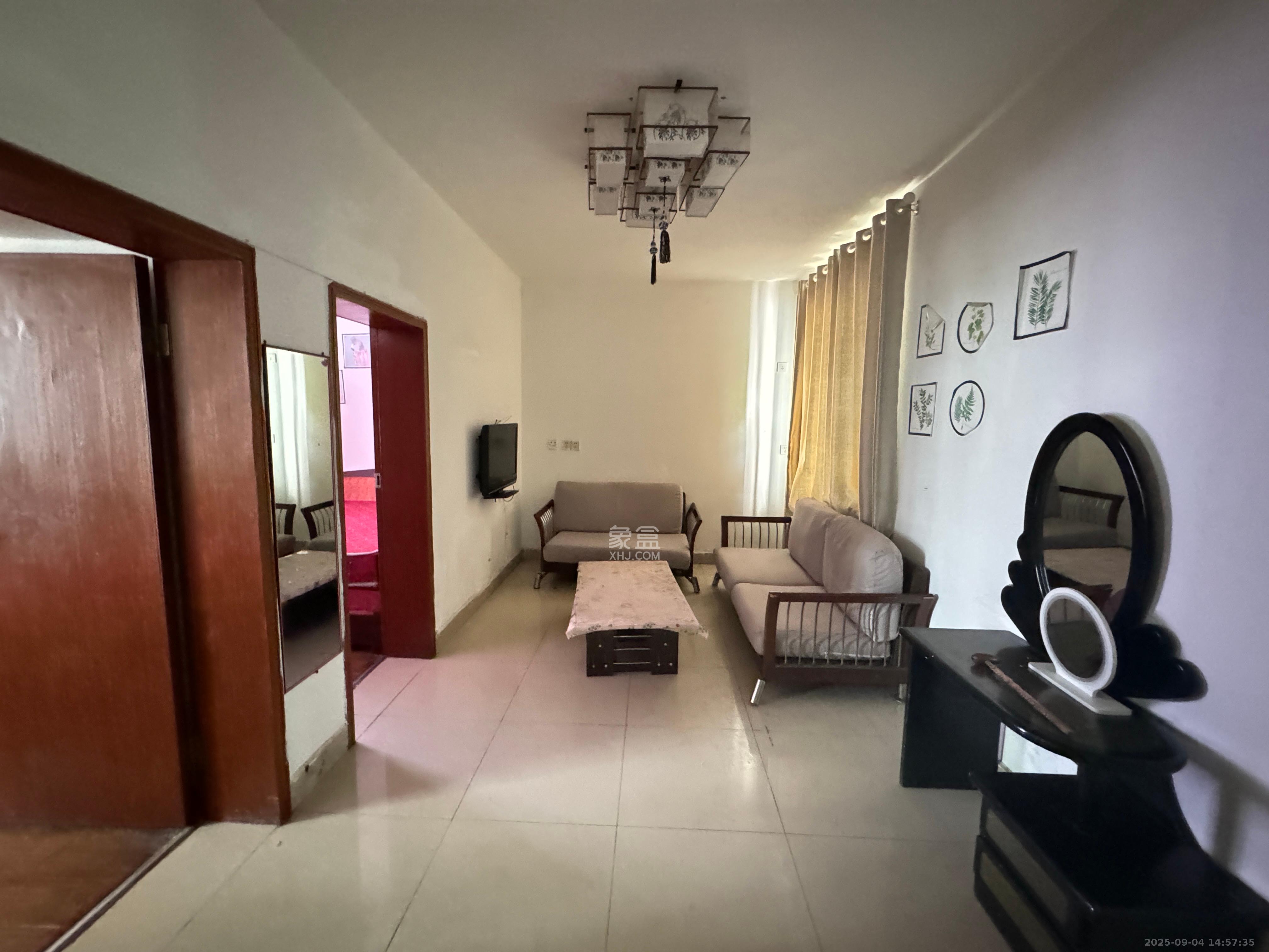 天心物业 2室1厅1卫 1400.0元/月 天心物业 2室1厅1卫 1400.0元/月室内图