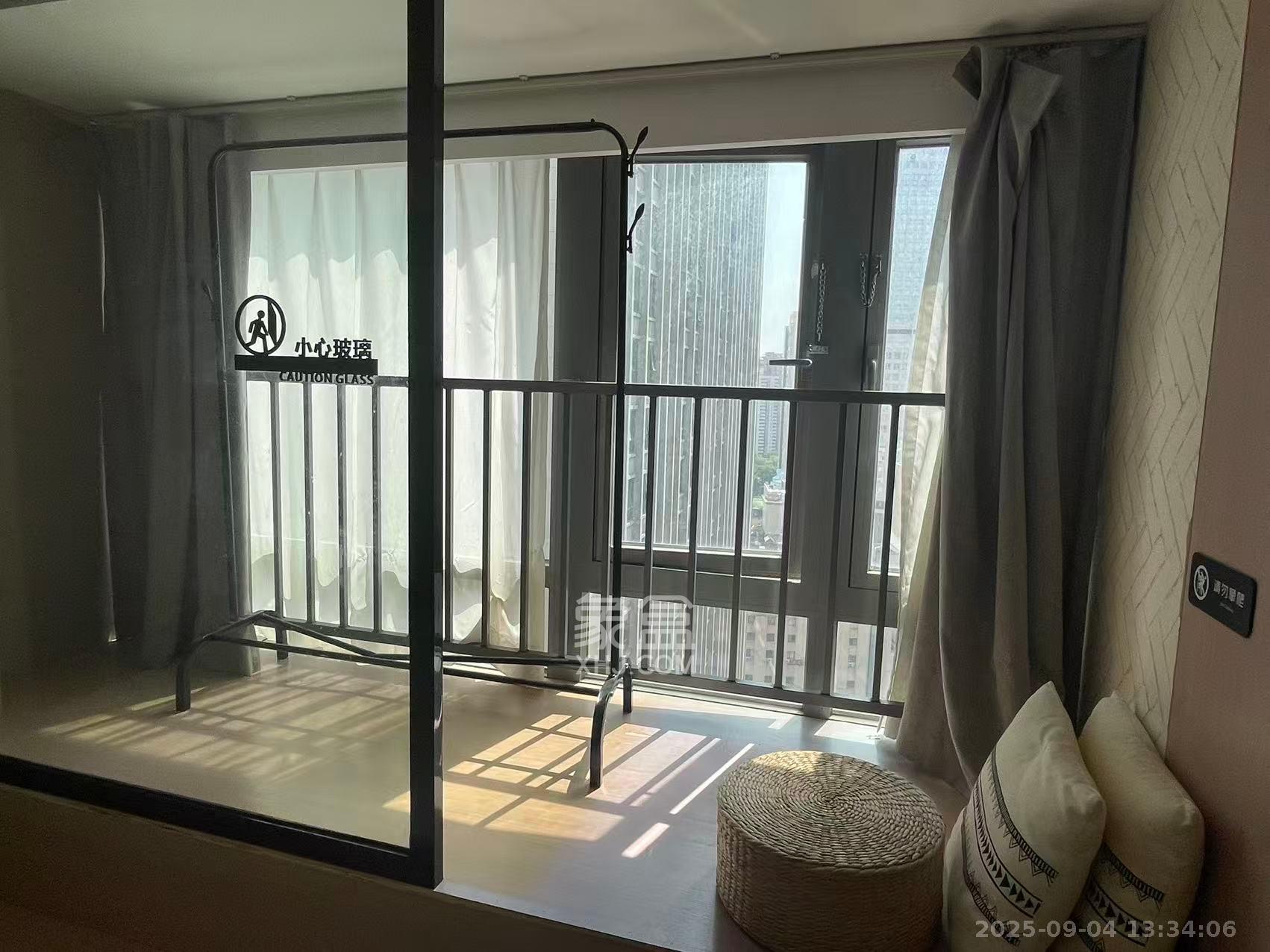 阳光城檀悦  1室1厅1卫    2200.0元/月室内图