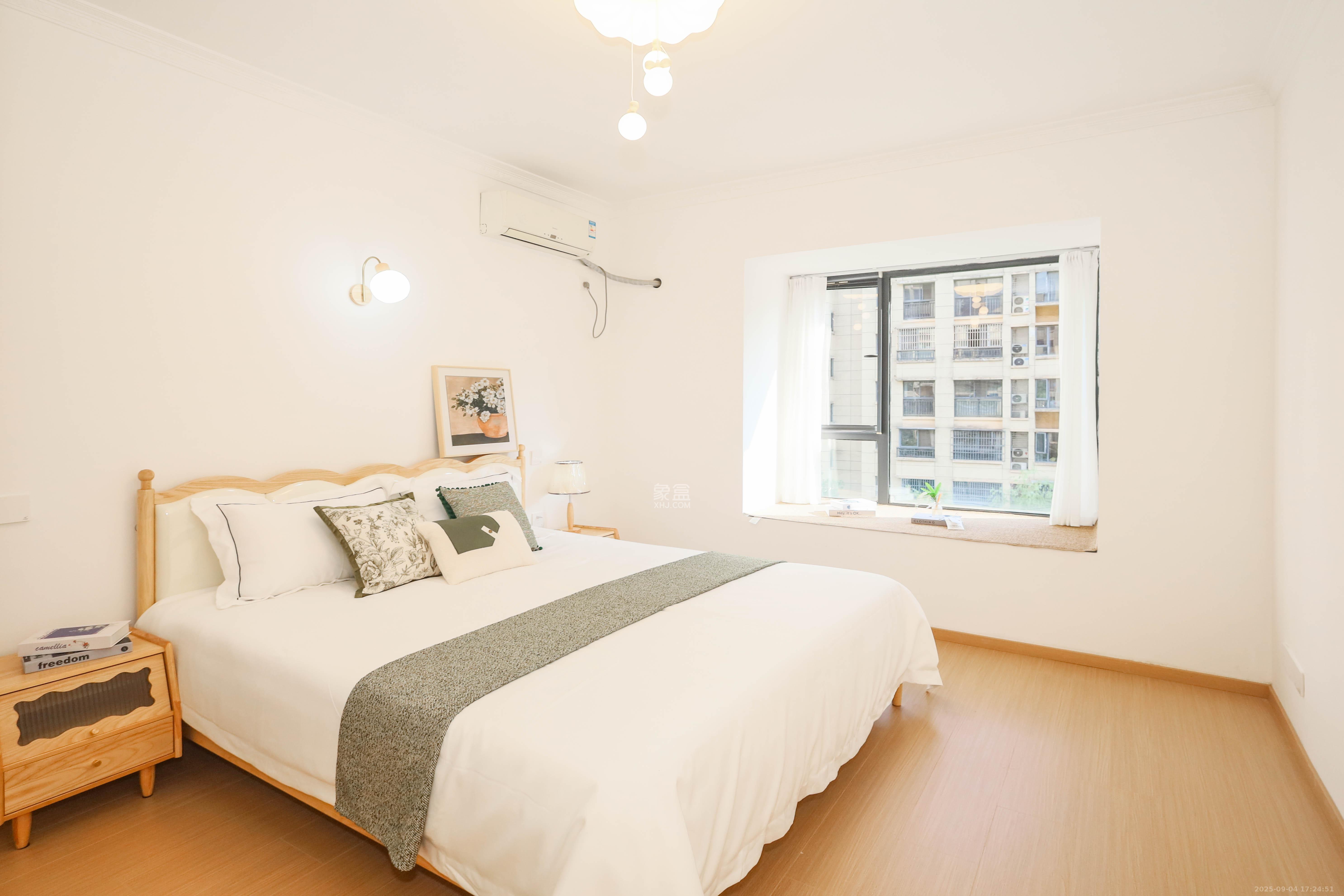 保利麓谷林语A区  3室2厅1卫    78.0万卧室