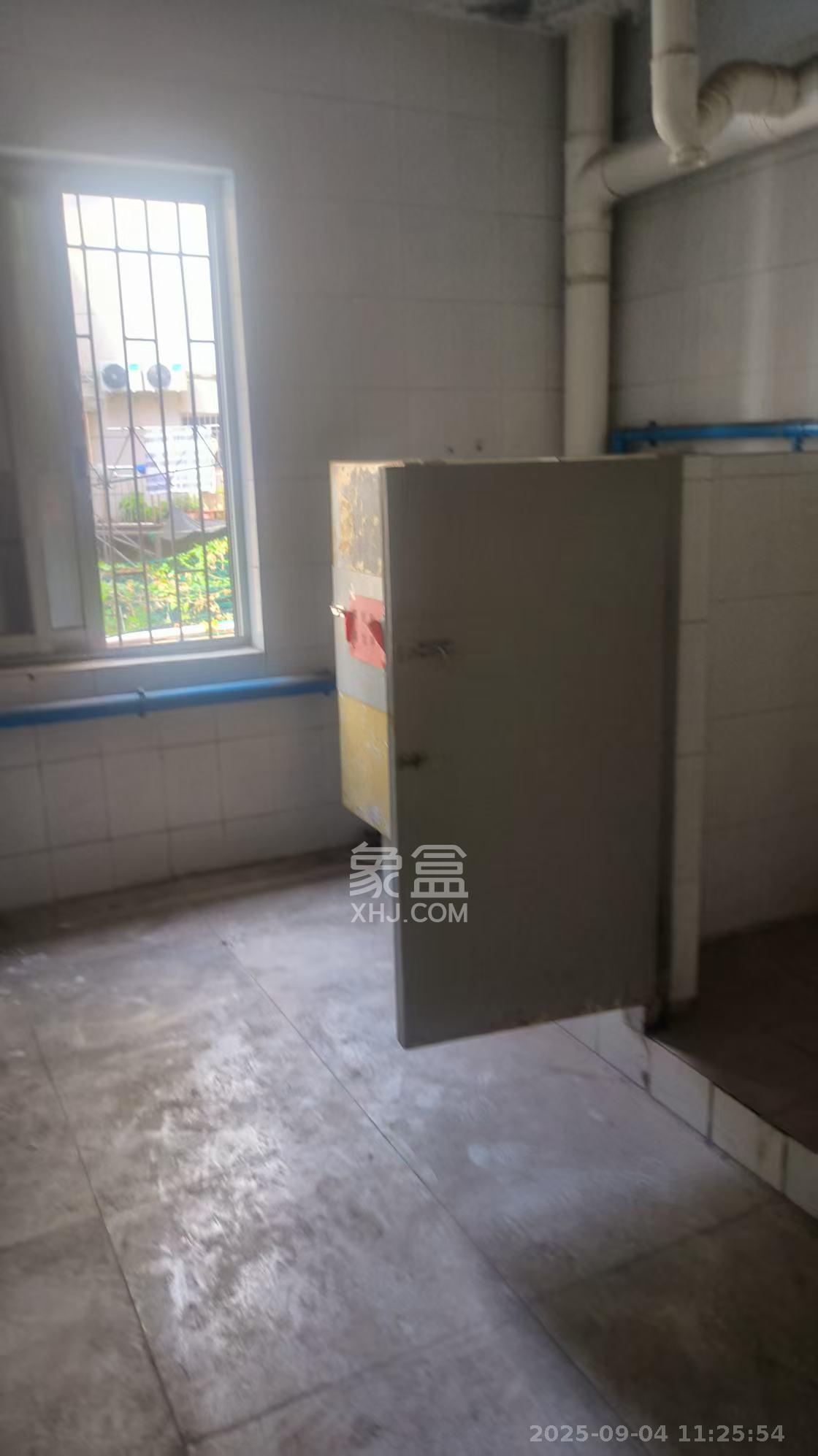 华盛花园   946.37㎡      27000.0元/月室内图