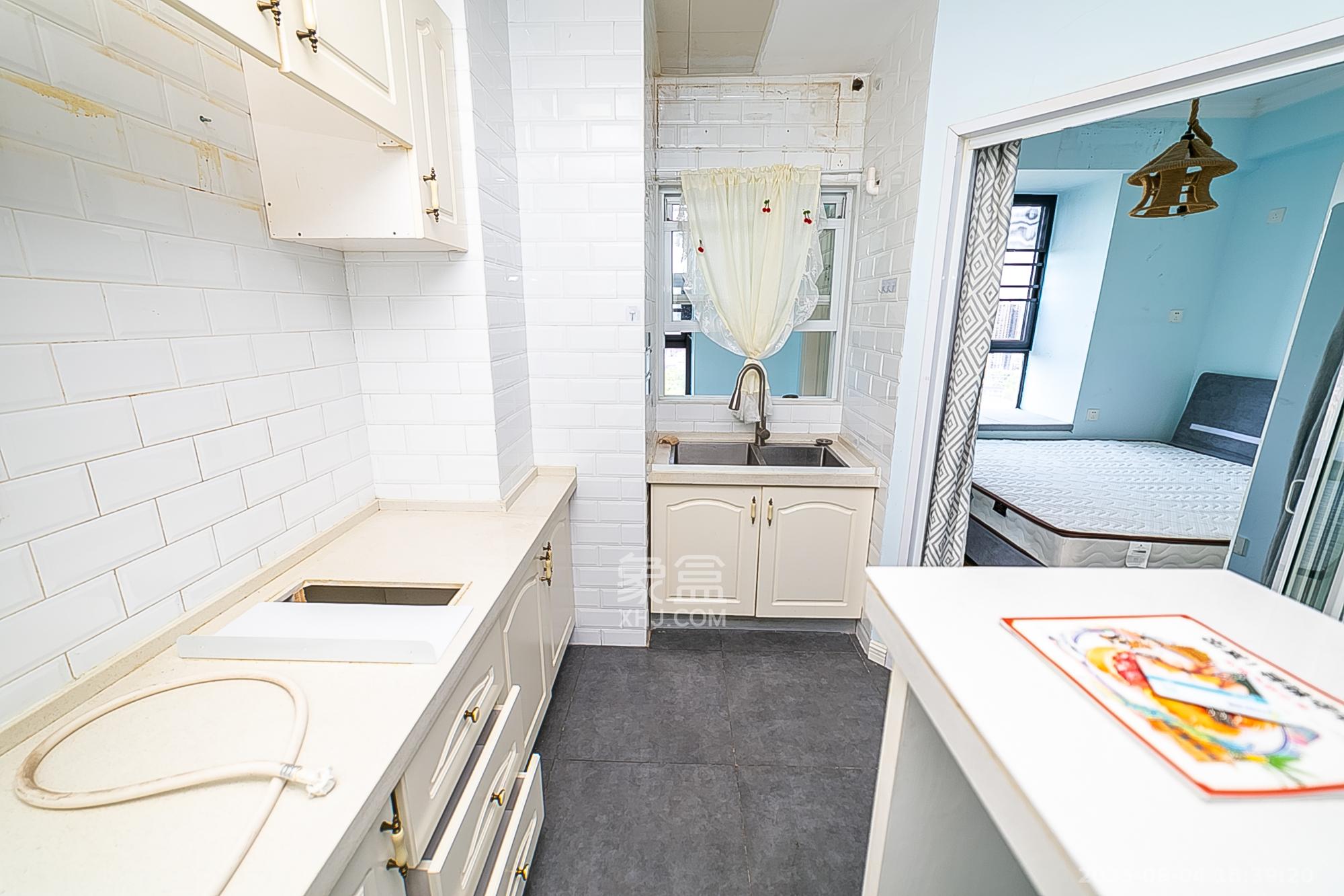 星宇V立方(旭和大厦)  1室1厅1卫    33.8万 星宇V立方(旭和大厦)  1室1厅1卫    33.8万厨房