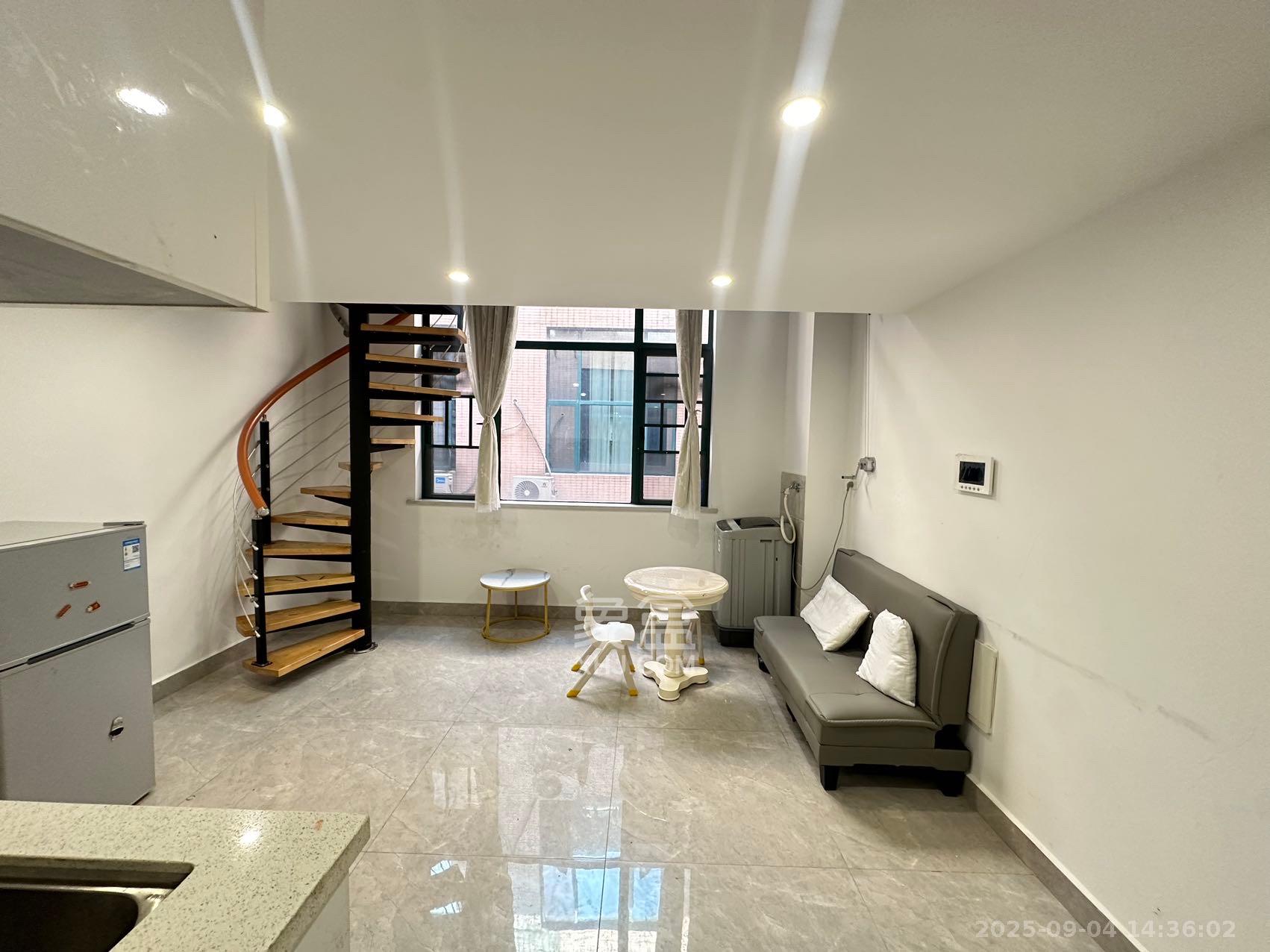 博长山水香颐 1室1厅1卫 1400.0元/月 博长山水香颐 1室1厅1卫 1400.0元/月室内图