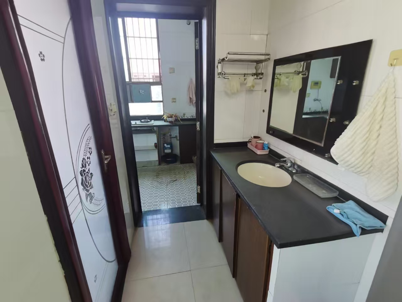 赫山办事处梓山居委会  3室2厅1卫    36.8万室内图