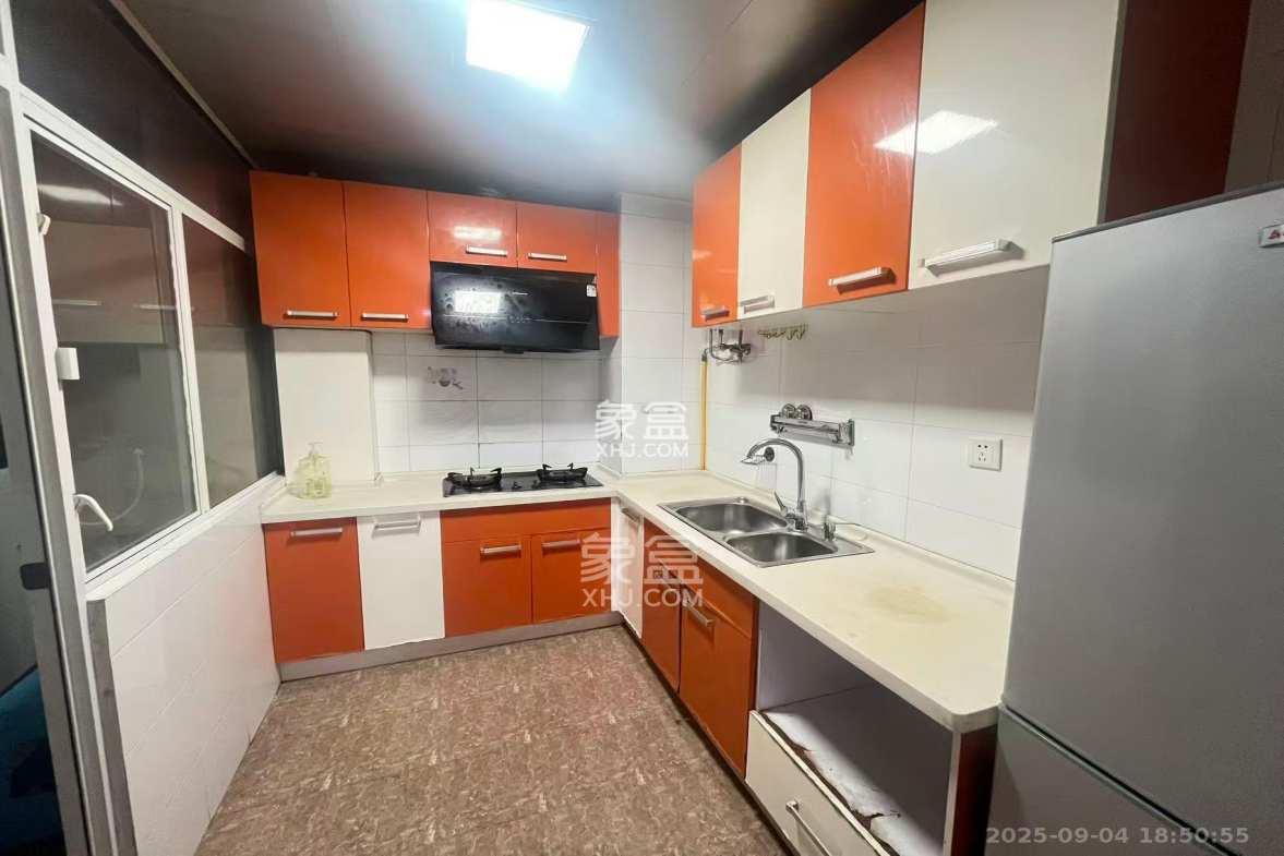 名都花园  2室2厅1卫    2000.0元/月 名都花园  2室2厅1卫    2000.0元/月室内图