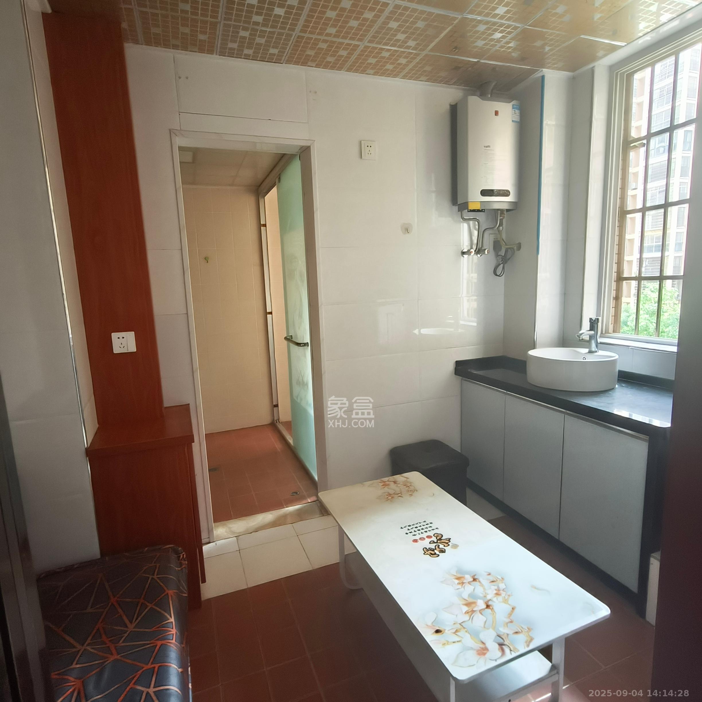 和润园一、二期 1室0厅0卫 1200.0元/月 和润园一、二期 1室0厅0卫 1200.0元/月室内图