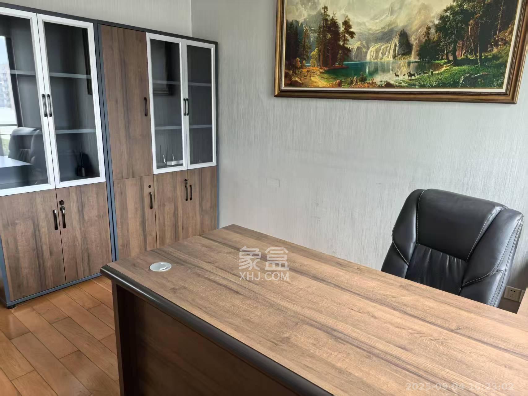 西街花园 3室2厅2卫 3600.0元/月 西街花园 3室2厅2卫 3600.0元/月室内图