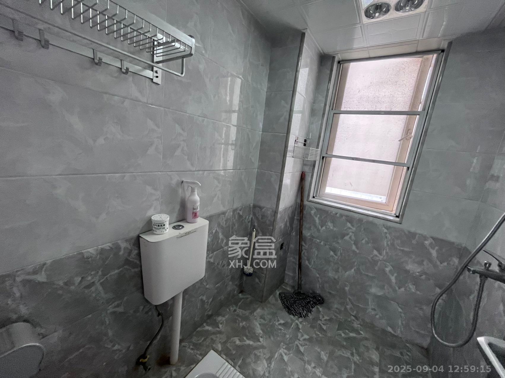 星城新宇桃花苑 3室2厅1卫 2000.0元/月 星城新宇桃花苑 3室2厅1卫 2000.0元/月室内图