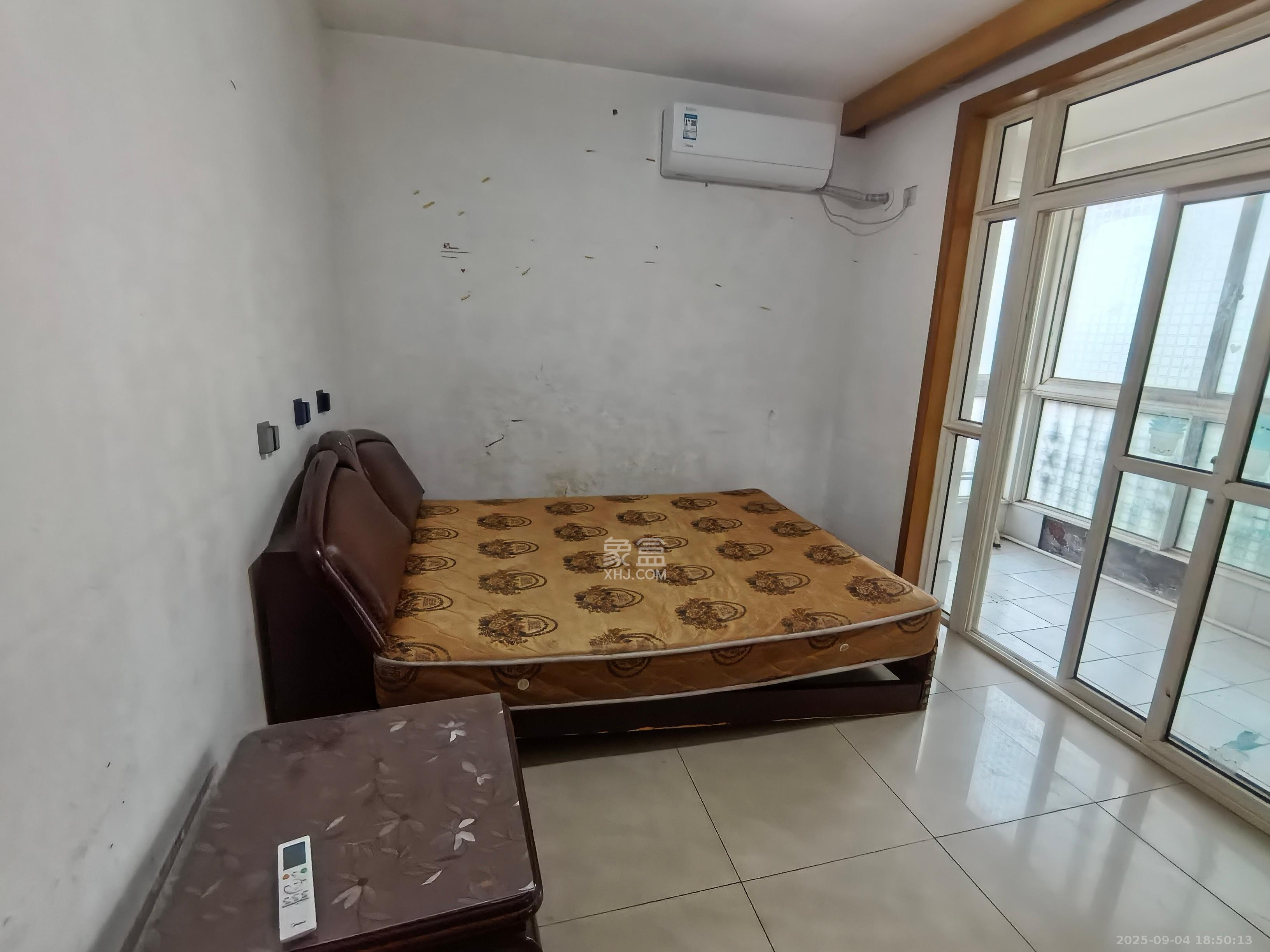 融城花苑  2室1厅1卫    1100.0元/月 融城花苑  2室1厅1卫    1100.0元/月室内图