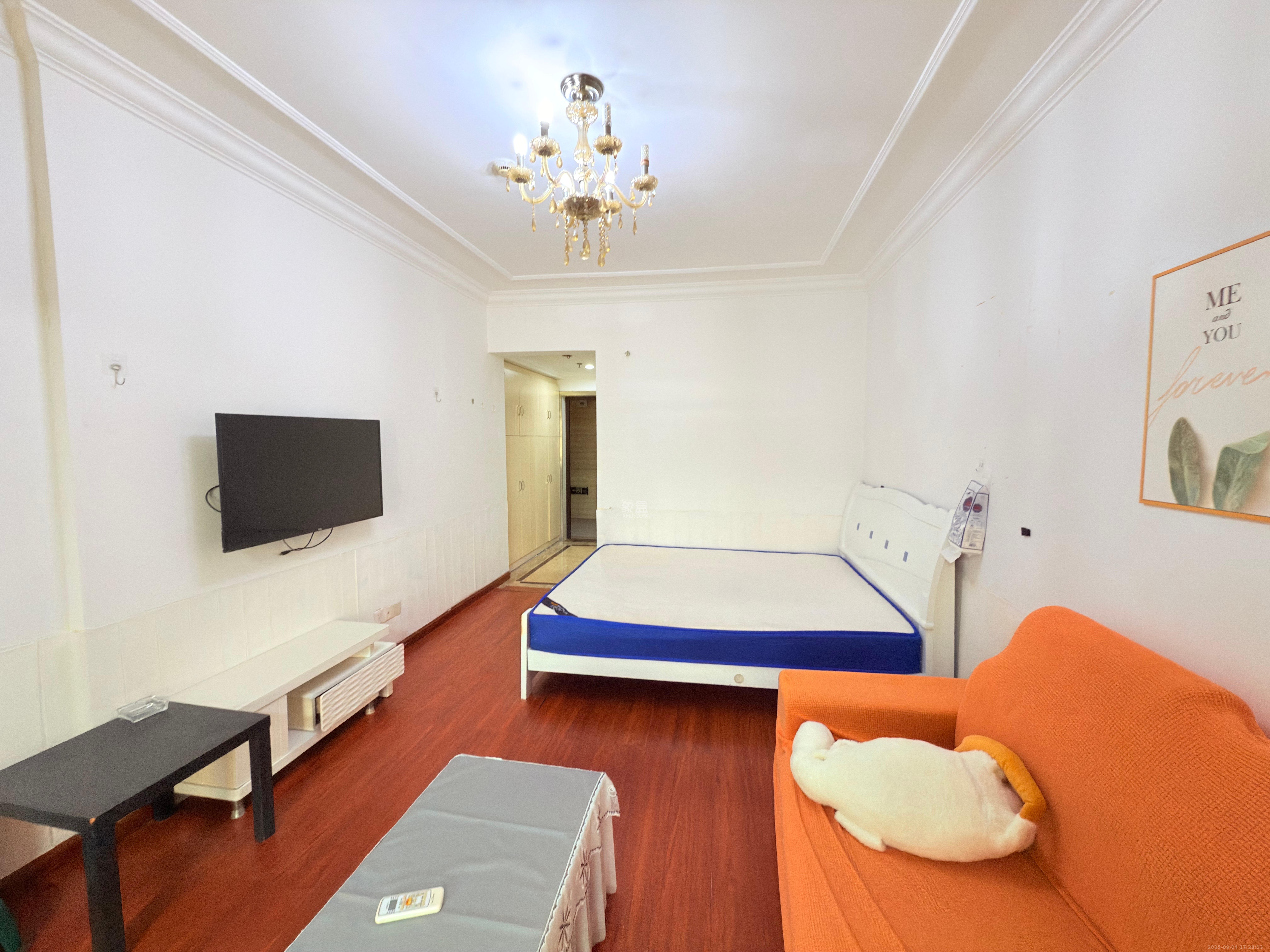 蓝湾国际广场  1室1厅1卫    1500.0元/月