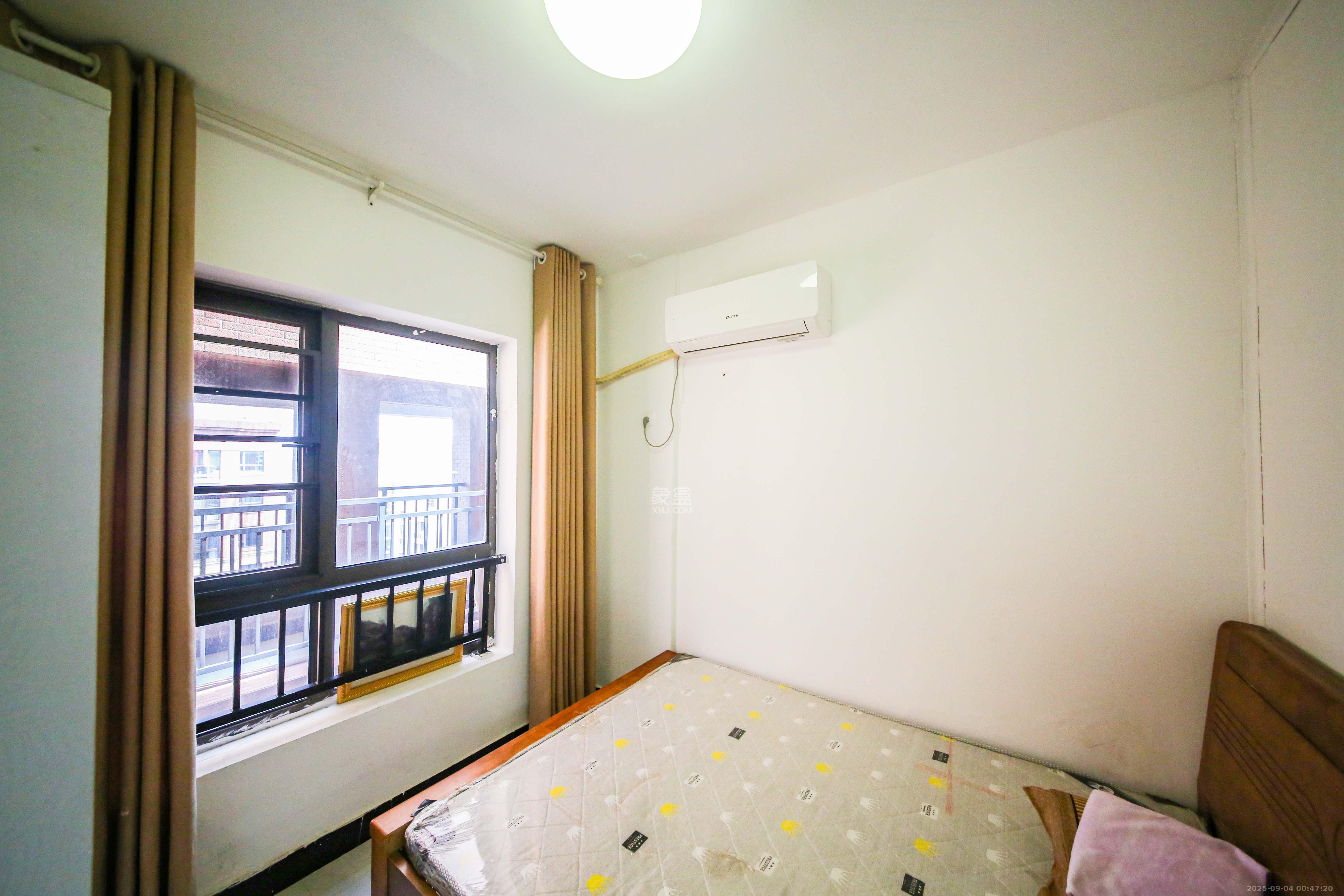 润屋美院 3室2厅1卫 88.0万 润屋美院 3室2厅1卫 88.0万卧室