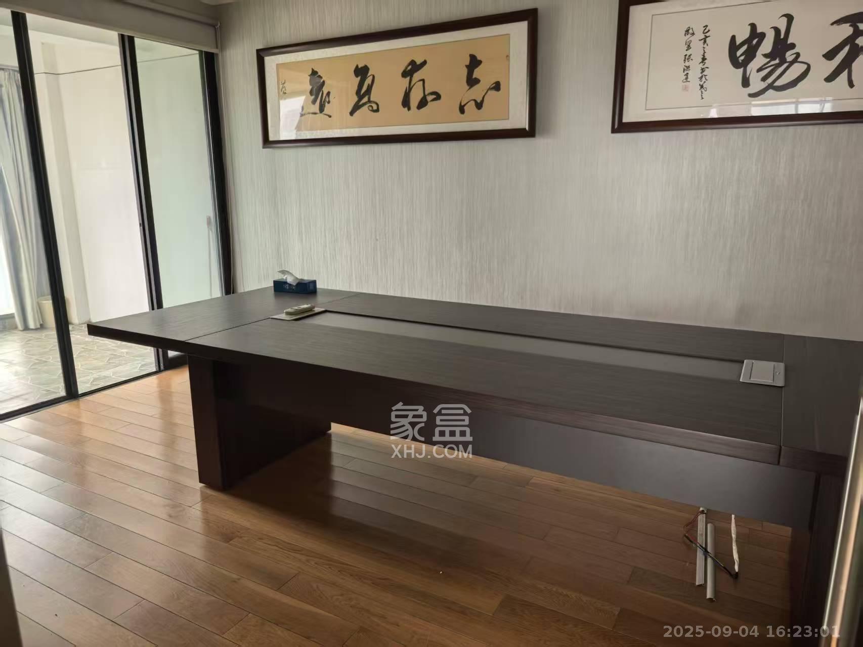 西街花园  3室2厅2卫    3600.0元/月室内图