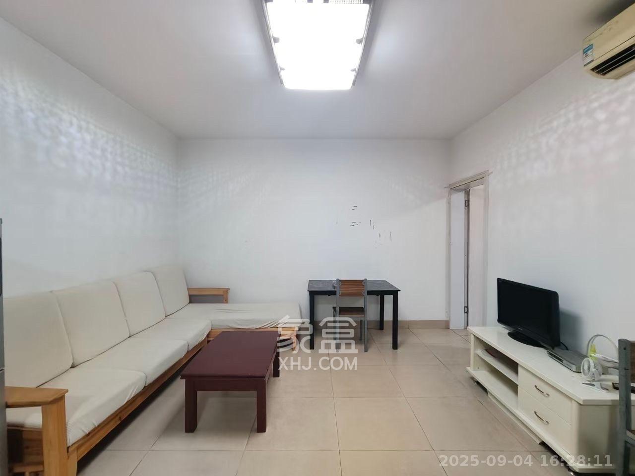 融圣国际 2室1厅1卫 2200.0元/月 融圣国际 2室1厅1卫 2200.0元/月室内图