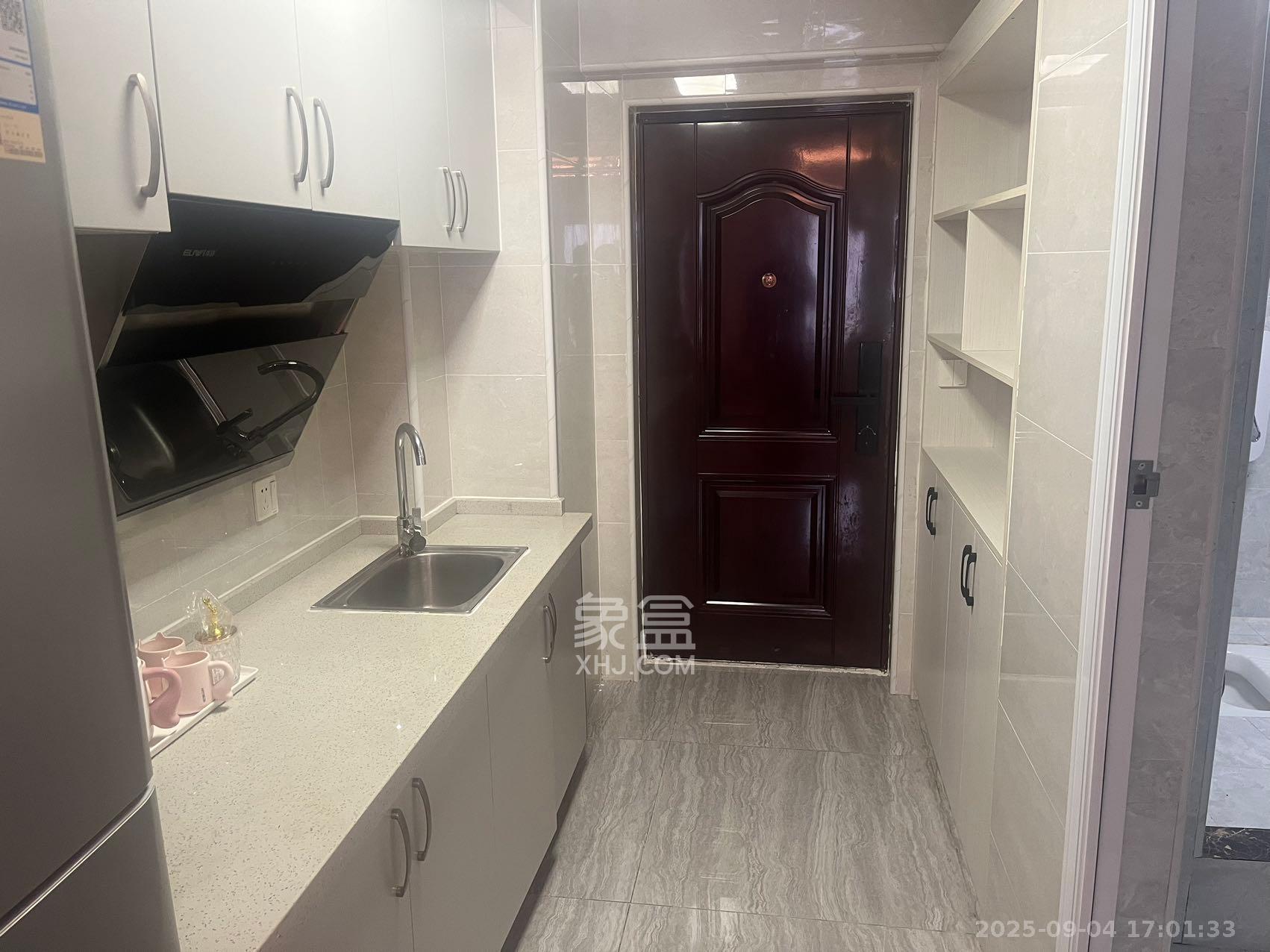 旭辉国际广场(永升商业广场) 1室1厅1卫 1750.0元/月 旭辉国际广场(永升商业广场) 1室1厅1卫 1750.0元/月室内图