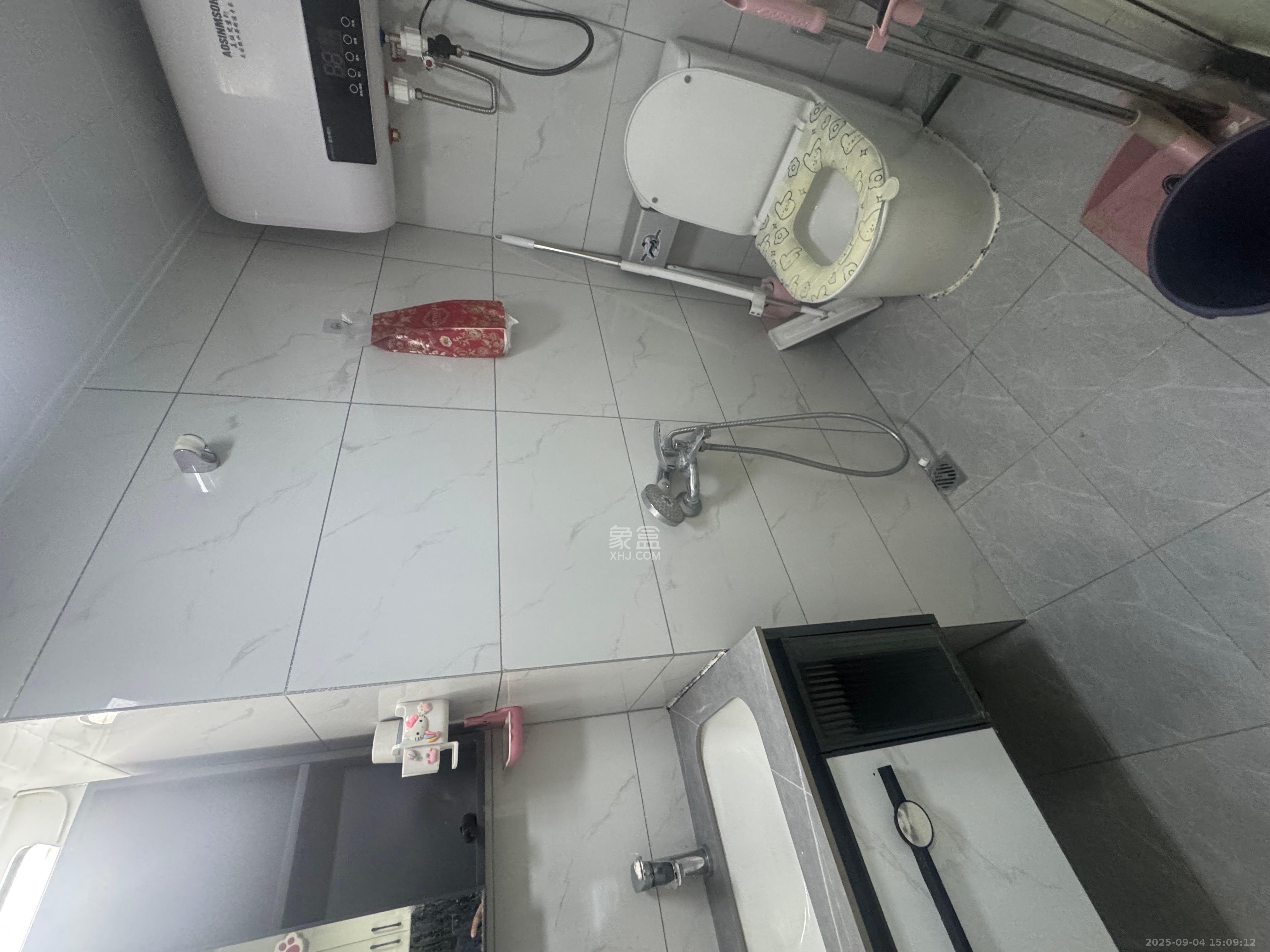 福晟翡翠湾 2室1厅1卫 2000.0元/月 福晟翡翠湾 2室1厅1卫 2000.0元/月室内图