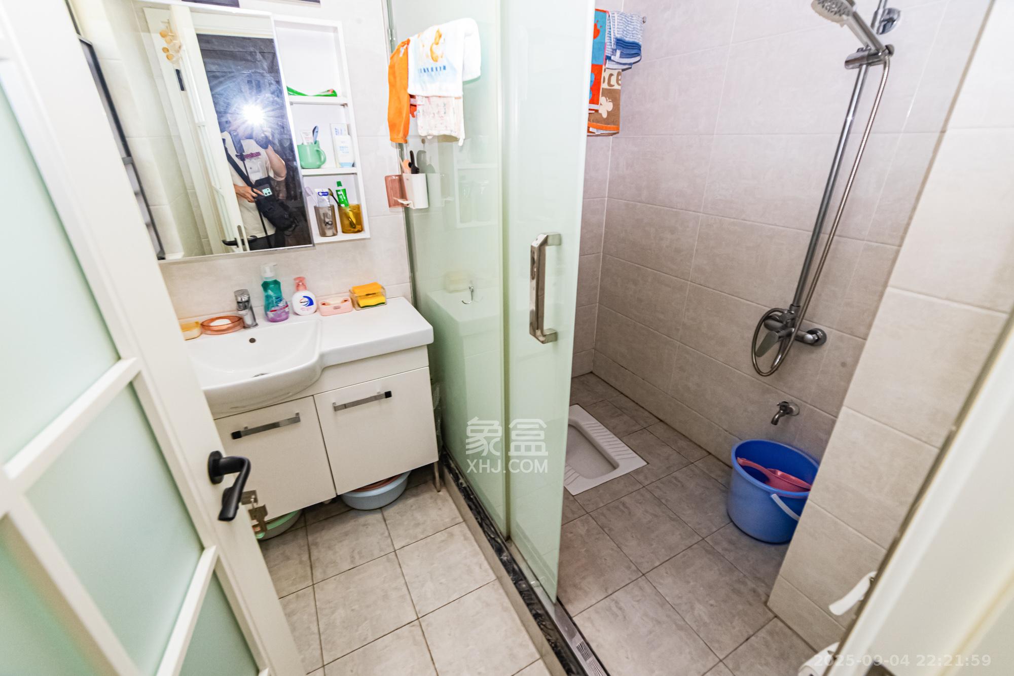 湘江世纪城融江苑 3室2厅2卫 130.0万 湘江世纪城融江苑 3室2厅2卫 130.0万卫生间