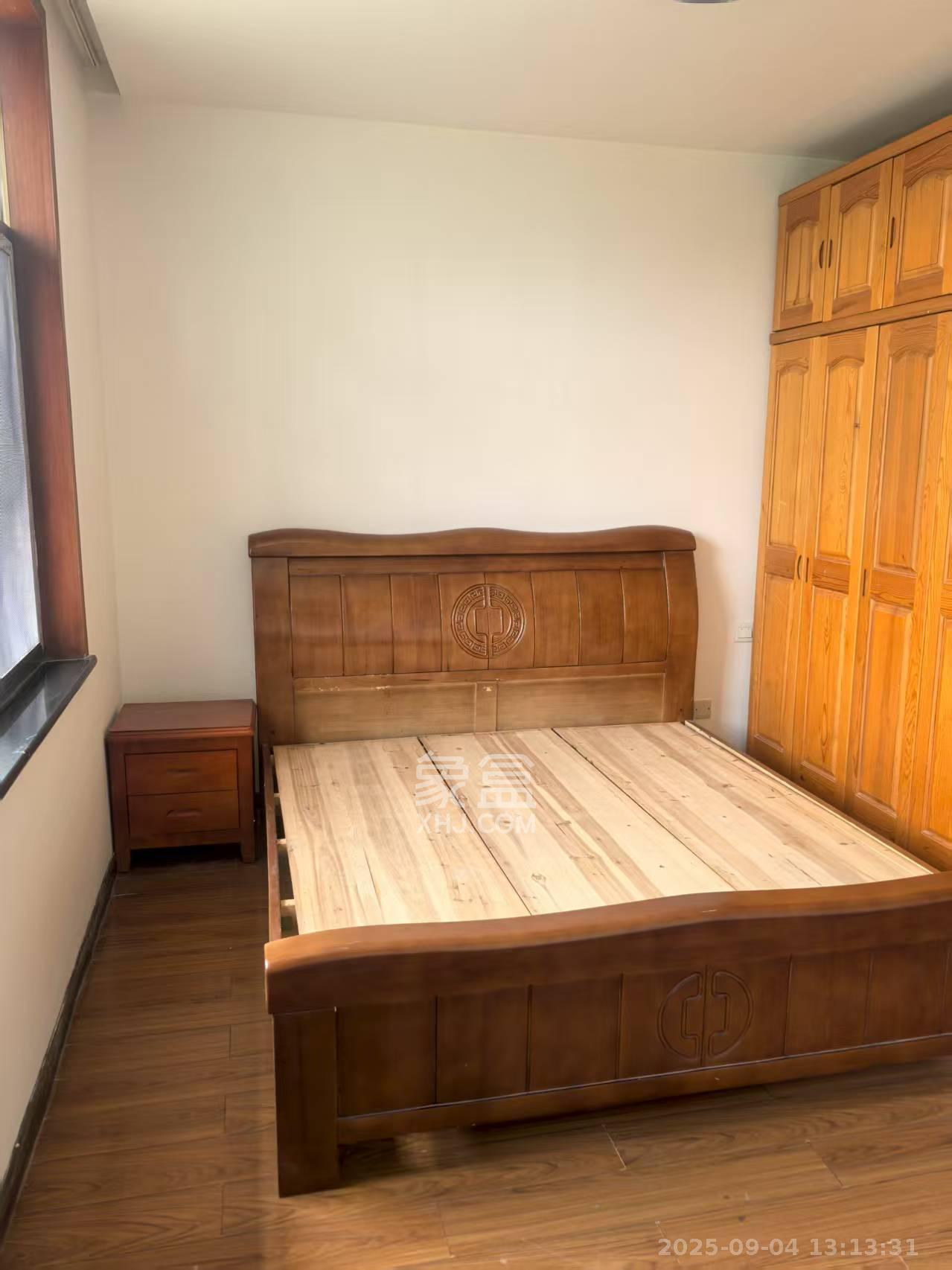 自然安置小区  2室2厅1卫    1600.0元/月室内图