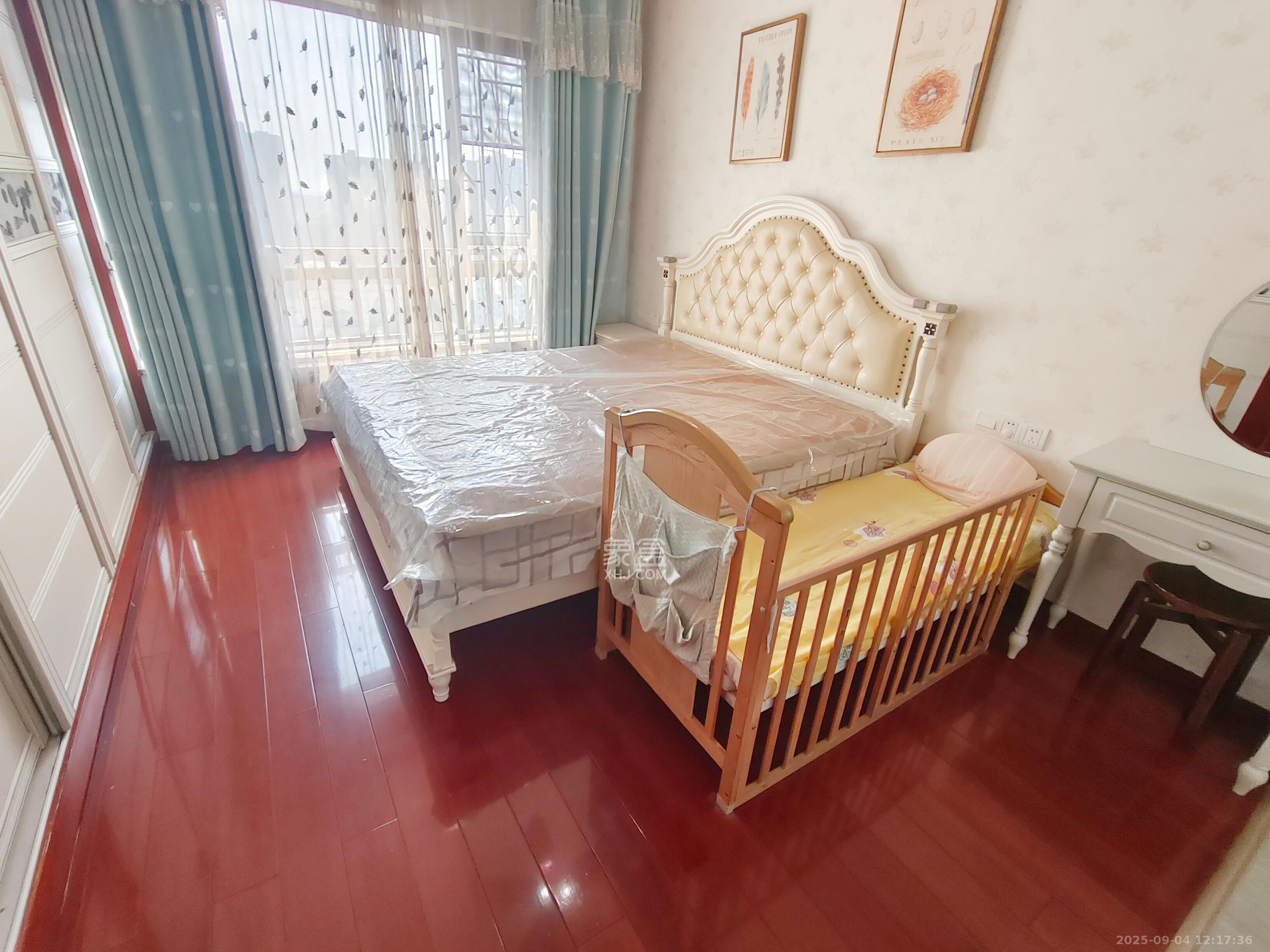 和庄  3室2厅1卫    2500.0元/月室内图