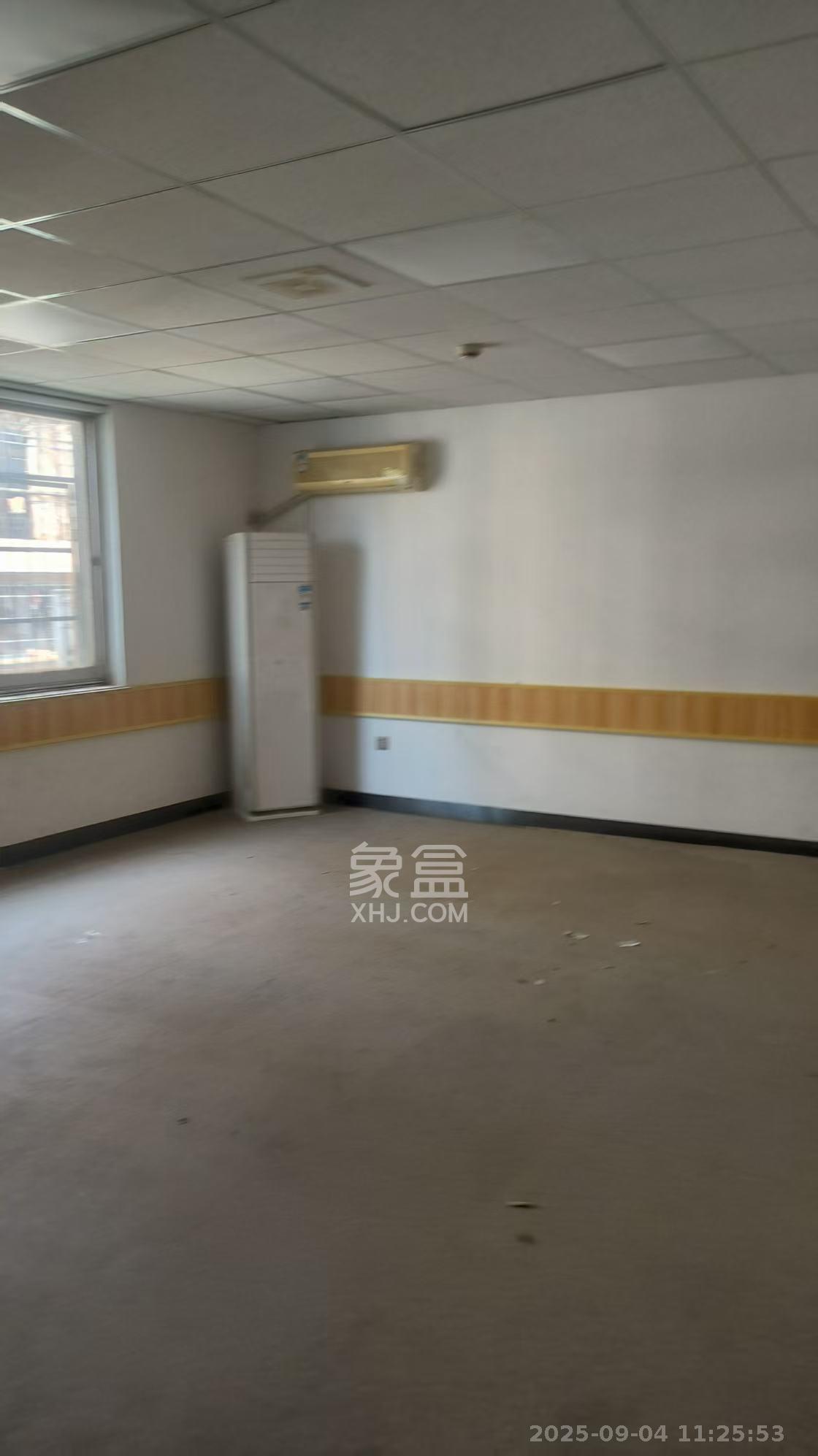 华盛花园   946.37㎡      27000.0元/月室内图