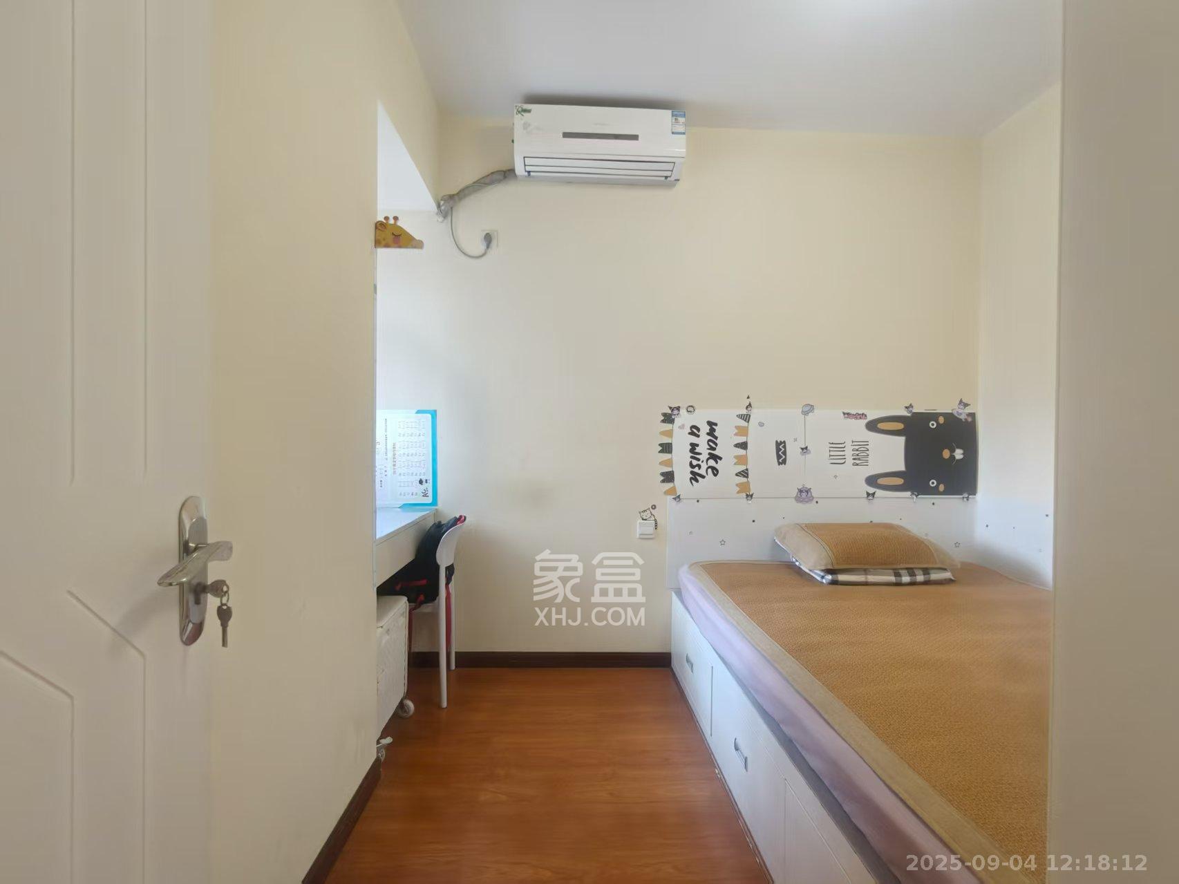 优山美地  2室2厅1卫   2450.00元/月室内图