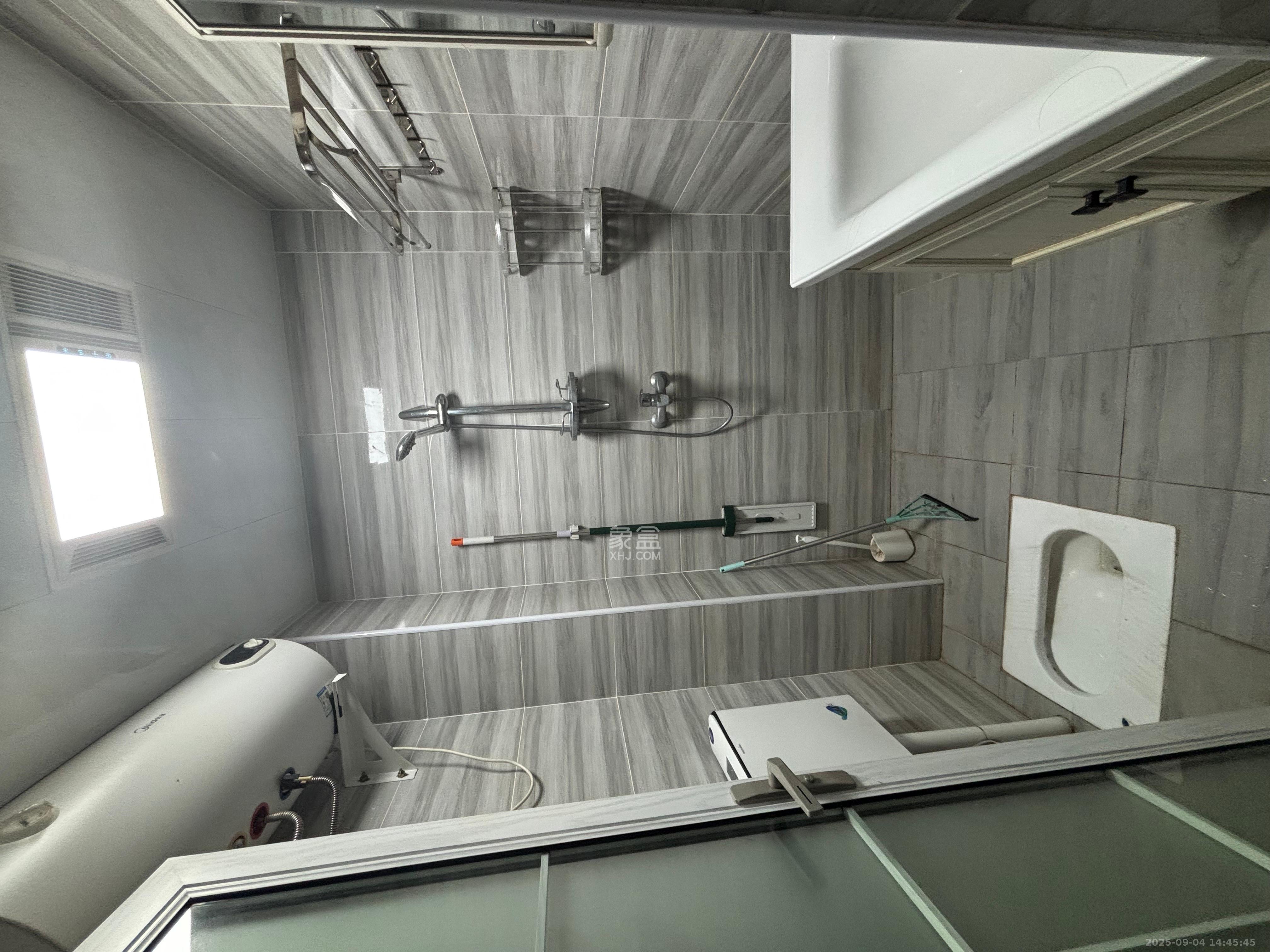 欣隆居  1室0厅0卫    1800.0元/月室内图