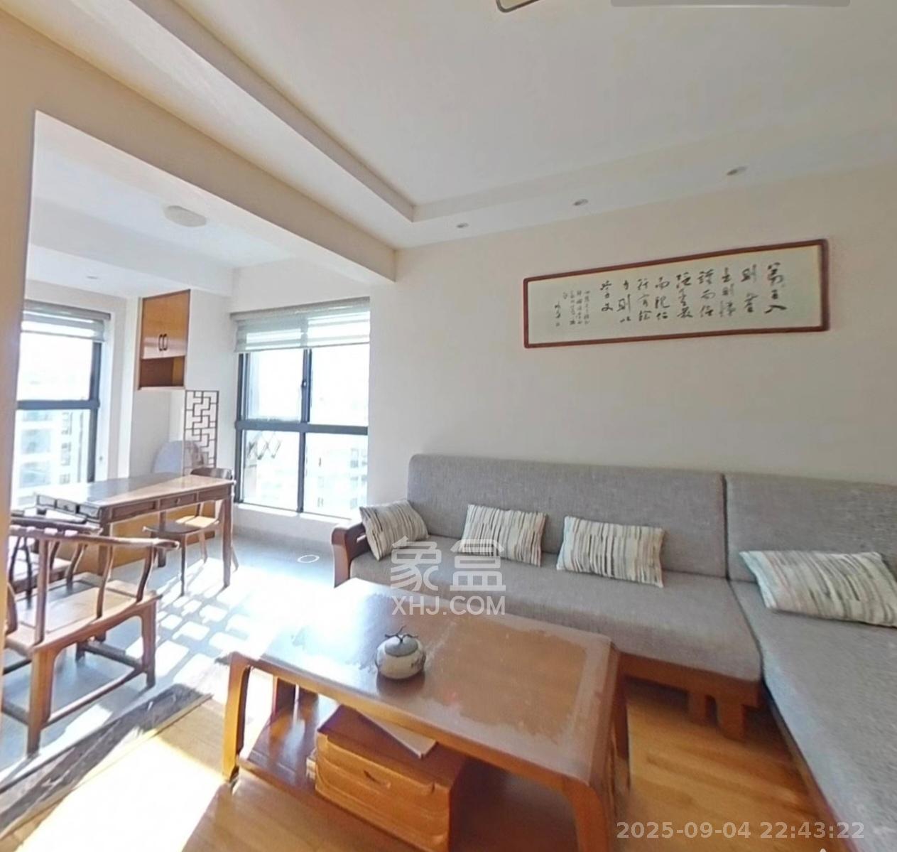 和顺洋湖壹号  3室2厅2卫    2600.0元/月室内图