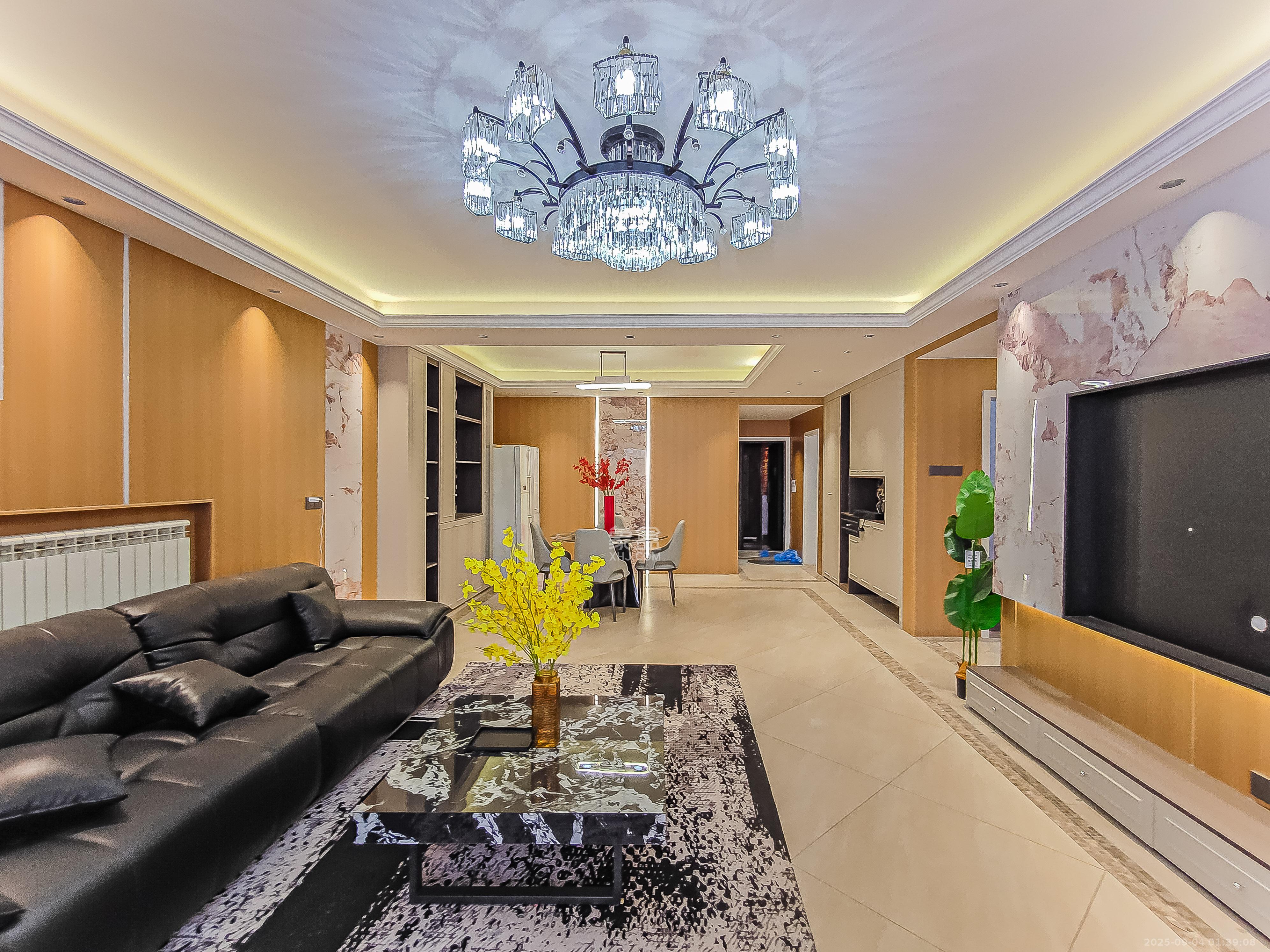 长沙紫金苑  3室1厅1卫    161.0万 长沙紫金苑  3室1厅1卫    161.0万客厅