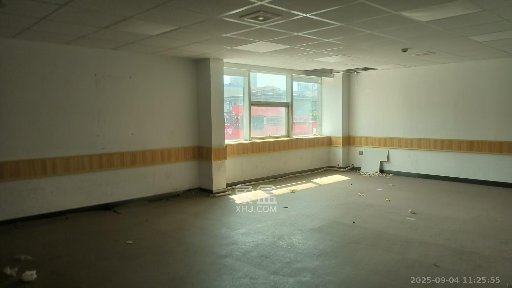 华盛花园   946.37㎡      27000.0元/月室内图