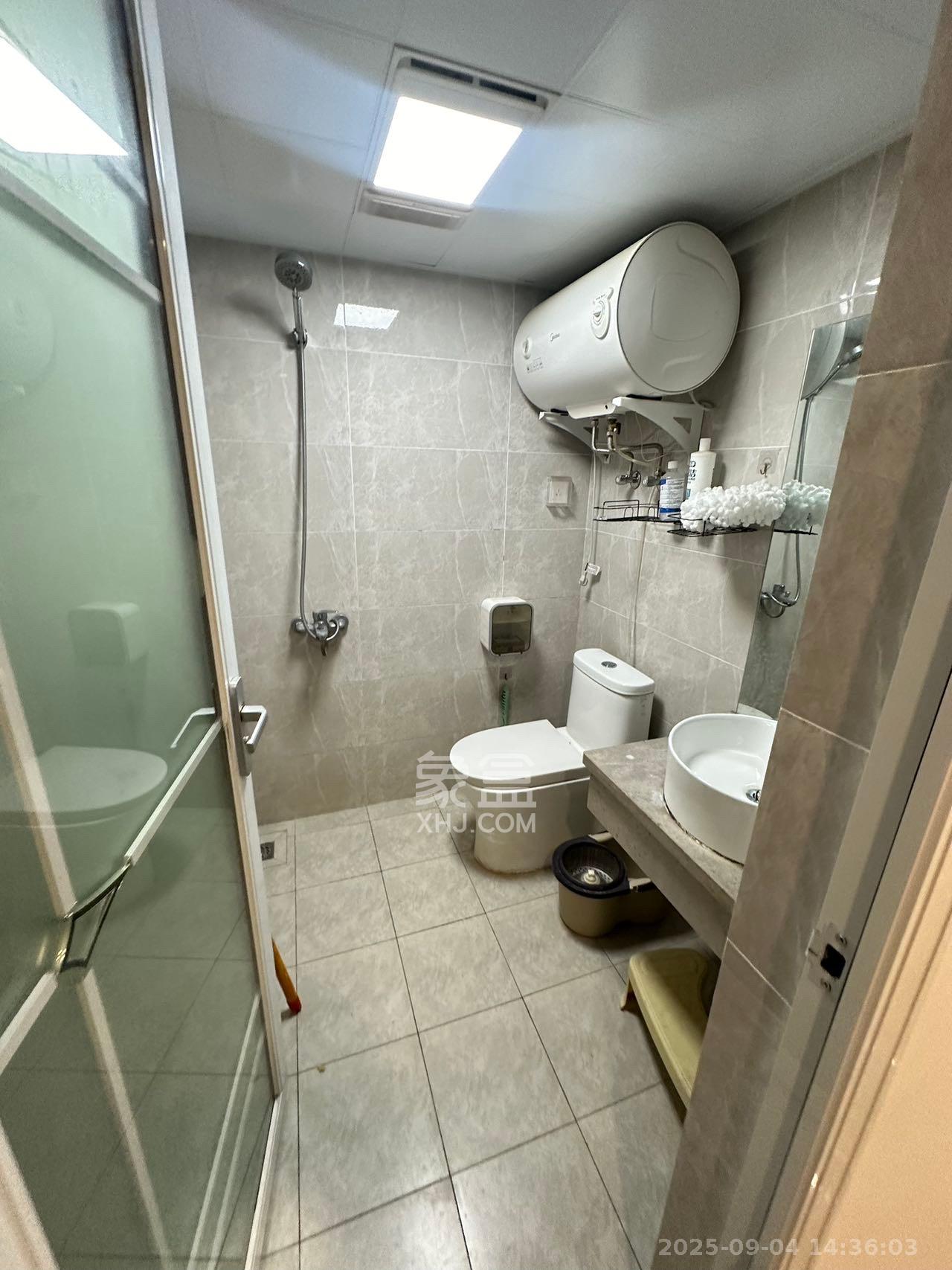 博长山水香颐  1室1厅1卫    1400.0元/月室内图