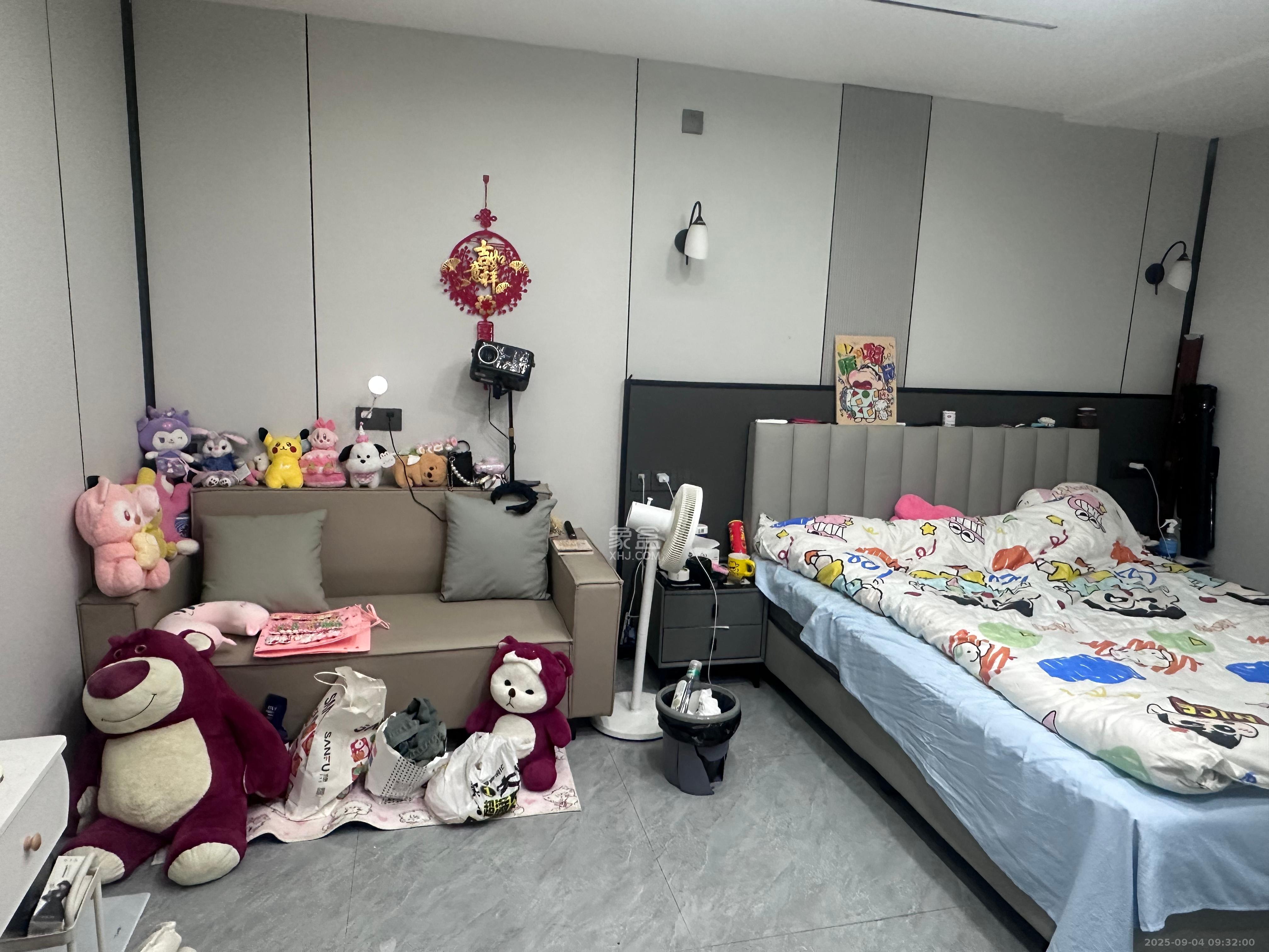 明城国际  1室1厅1卫    2200.0元/月