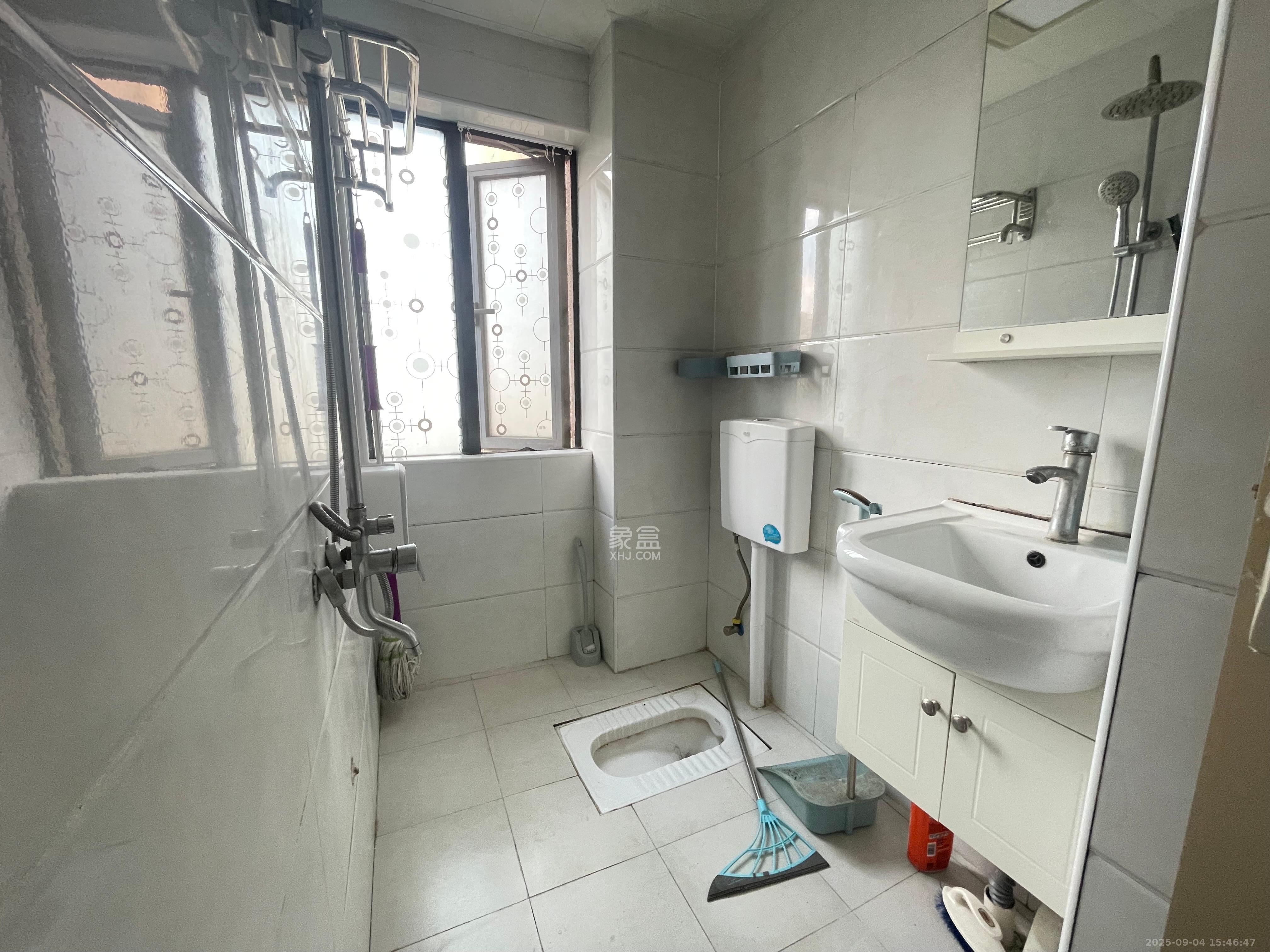 梦泽园美美公馆  1室1厅1卫    1900.0元/月室内图