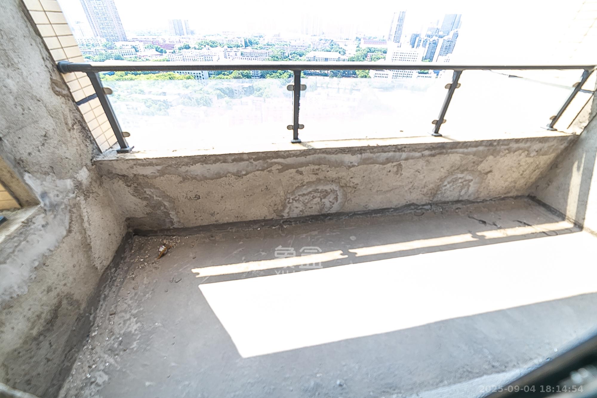 天鸿天府(天鸿中央大院)  3室2厅2卫    104.9万 天鸿天府(天鸿中央大院)  3室2厅2卫    104.9万其他