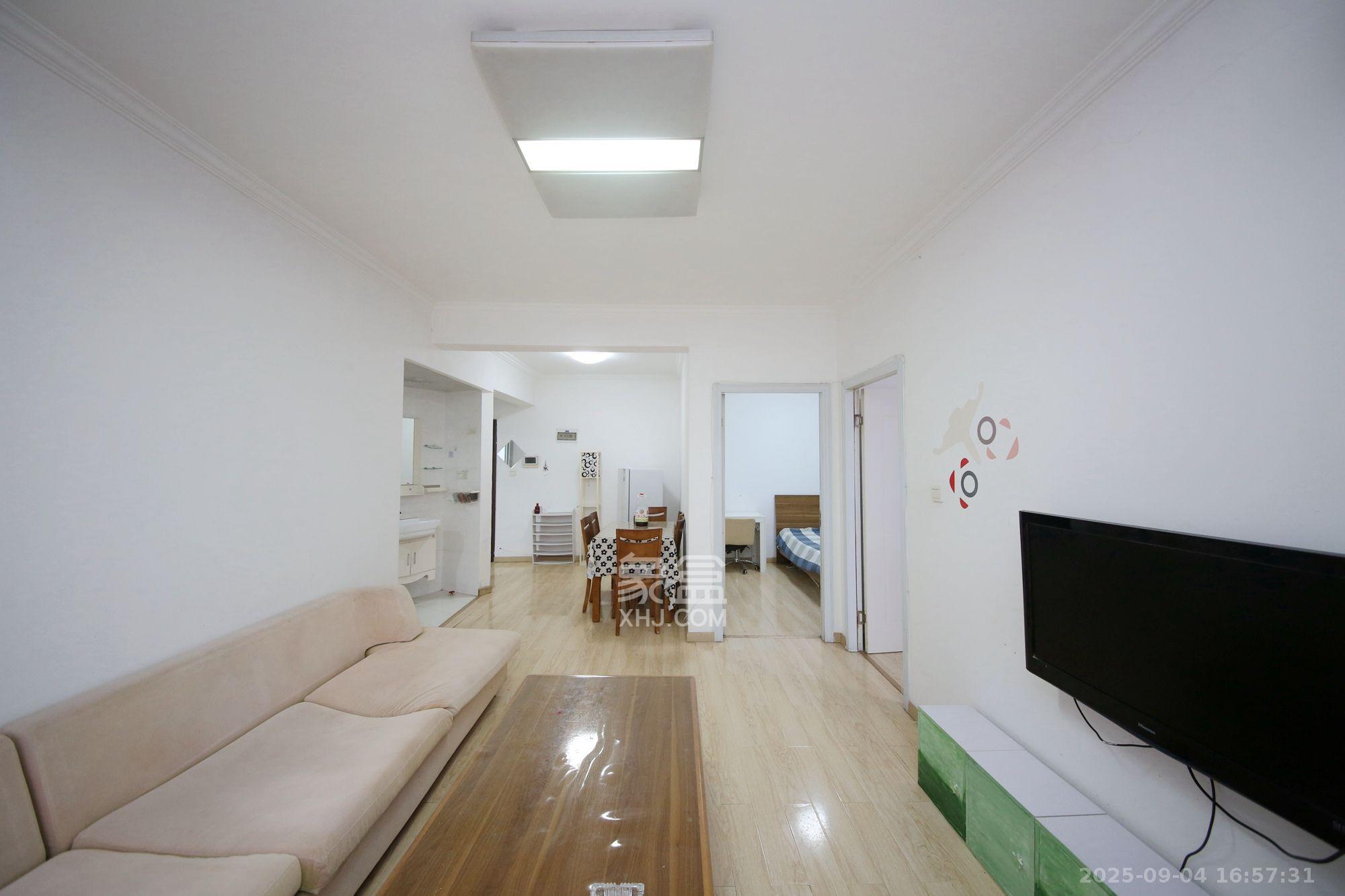 万象新天  2室2厅1卫   2200.00元/月室内图