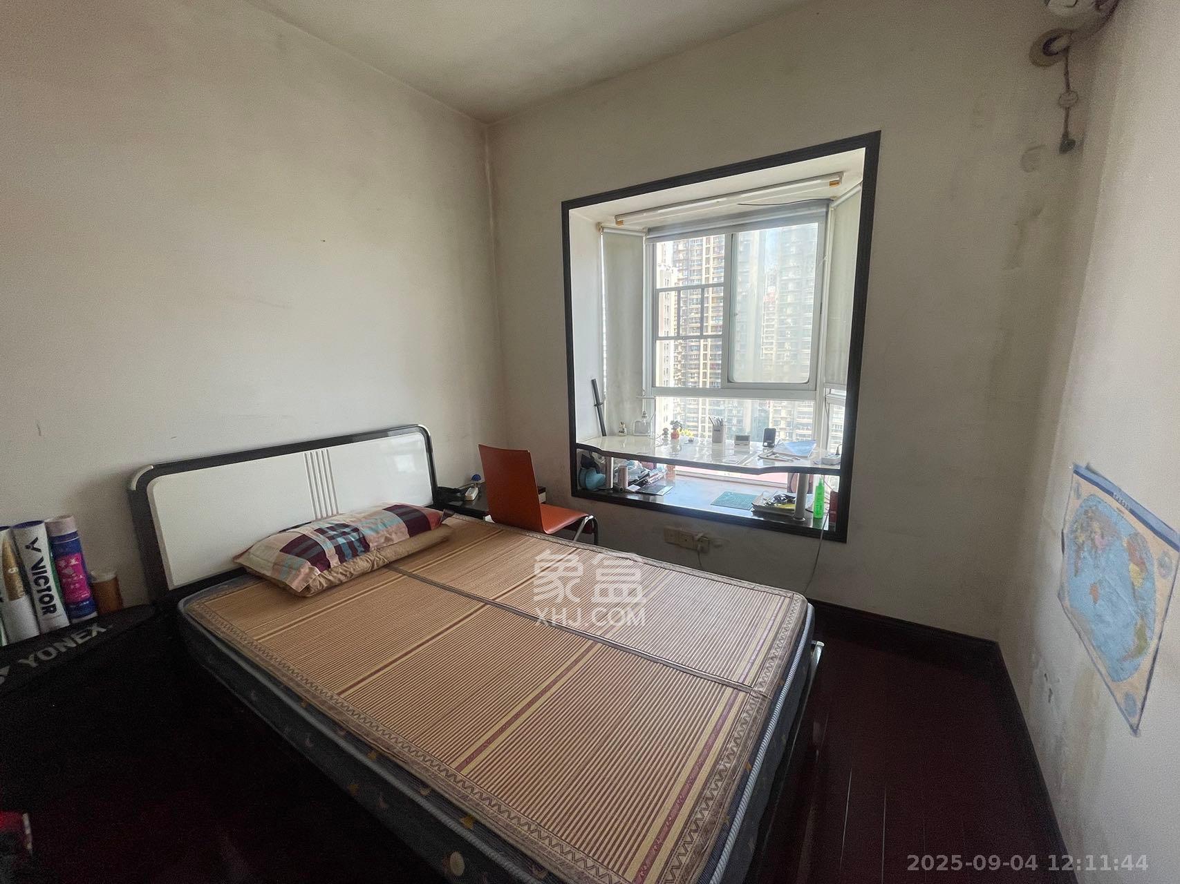 都市春天 3室2厅2卫 2600.0元/月 都市春天 3室2厅2卫 2600.0元/月室内图