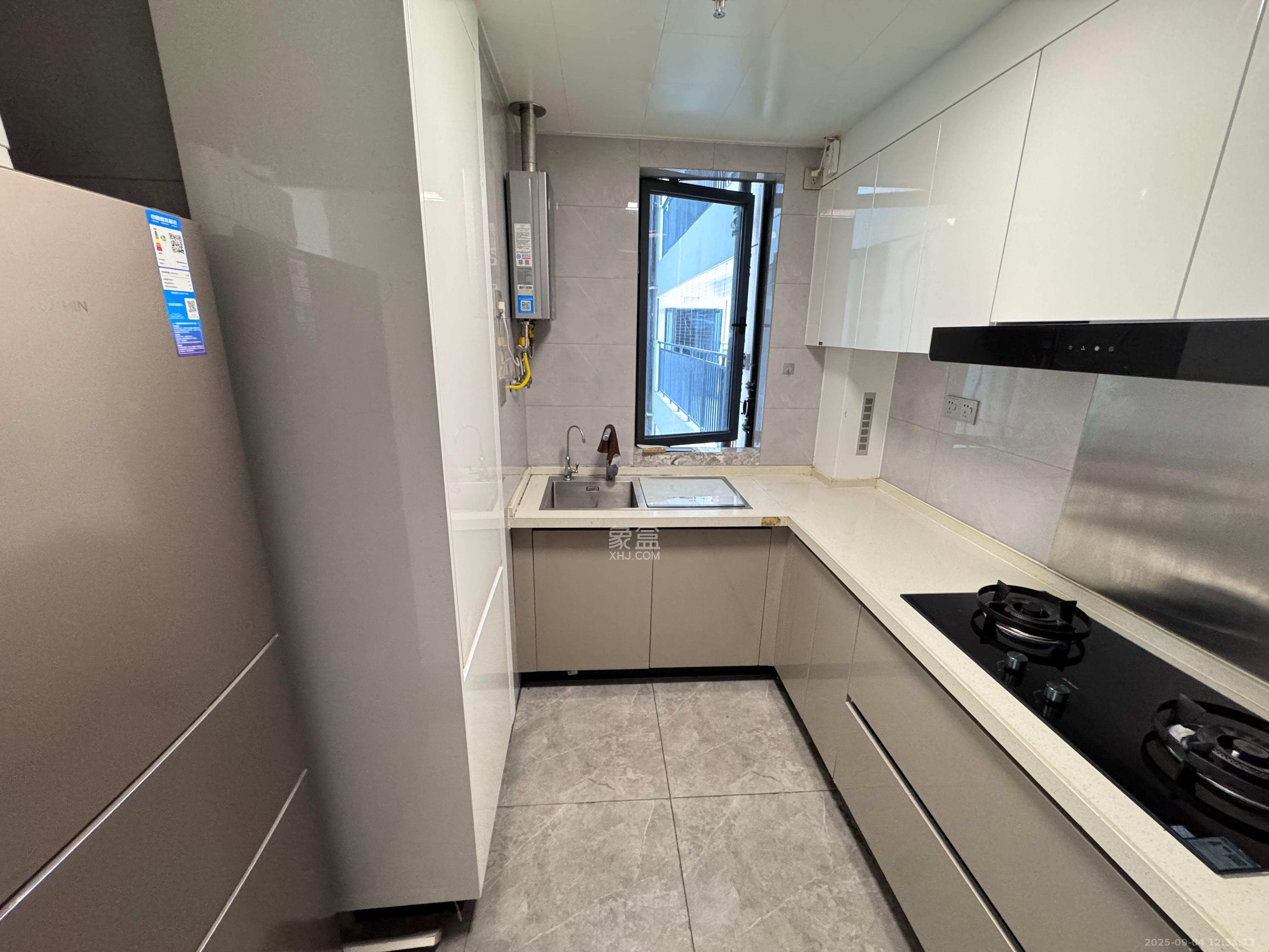 中国铁建湘语梅溪 3室2厅2卫 2800.0元/月 中国铁建湘语梅溪 3室2厅2卫 2800.0元/月室内图