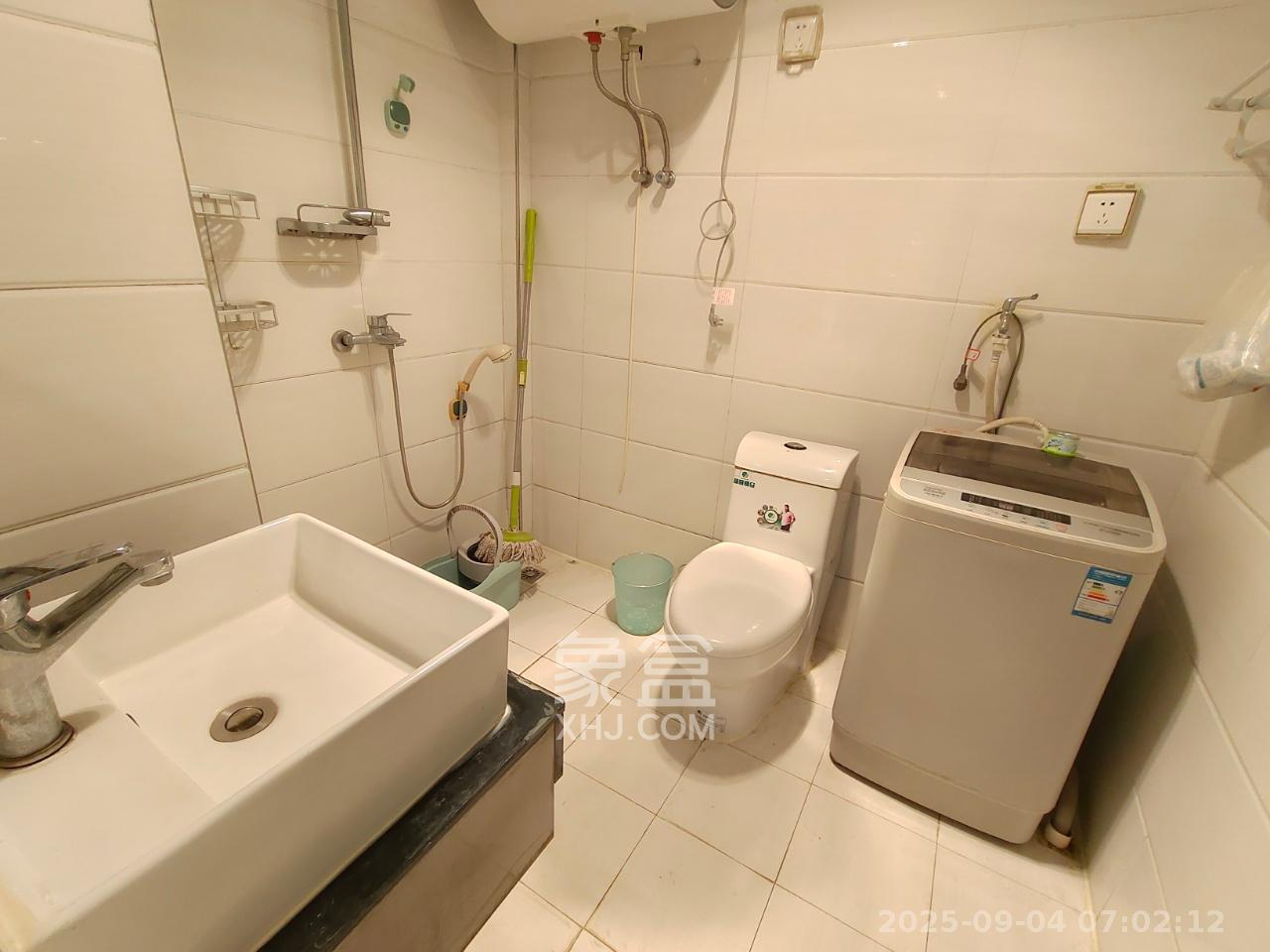 融圣国际 1室1厅1卫 1500.0元/月 融圣国际 1室1厅1卫 1500.0元/月室内图