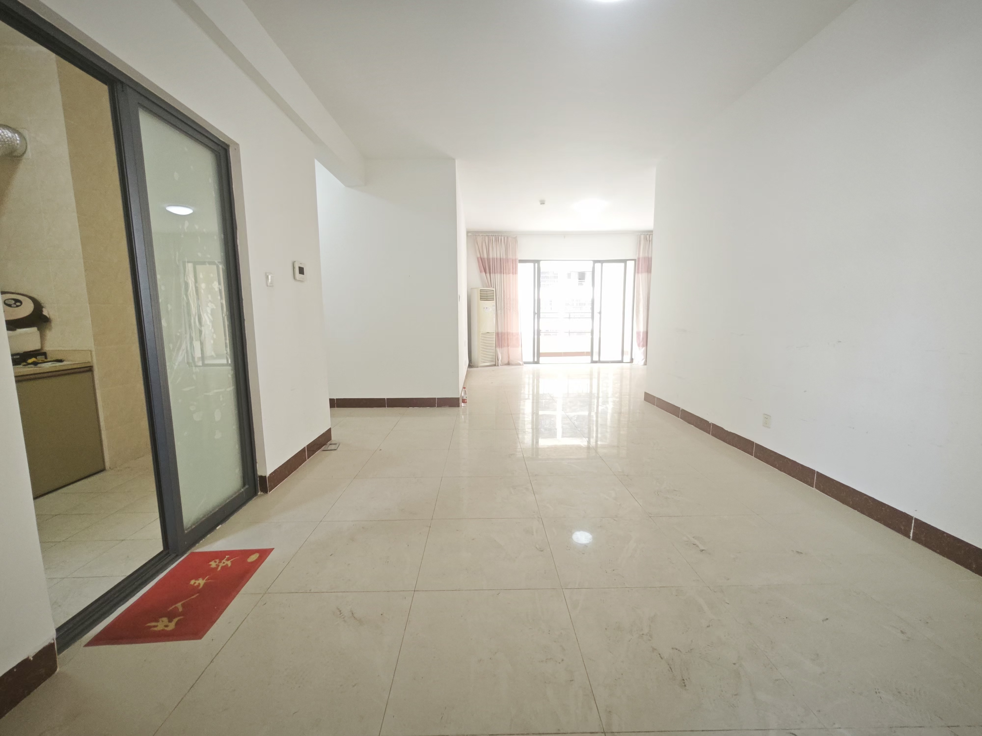 美舍嘉苑一期  4室2厅3卫    3000.0元/月 美舍嘉苑一期  4室2厅3卫    3000.0元/月室内图